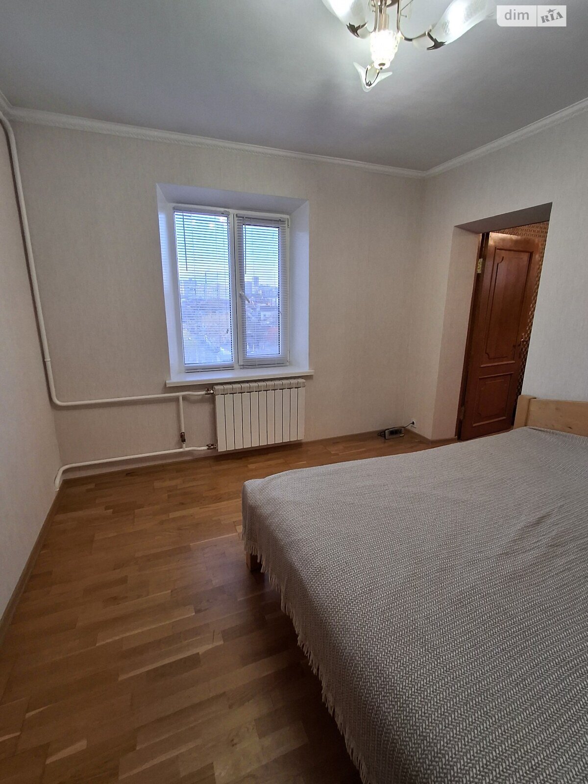 Продаж трикімнатної квартири в Києві, на вул. Академіка Єфремова 27, район Біличі фото 1 Продаж трикімнатної квартири в Києві, на вул. Академіка Єфремова 27, район Біличі фото 1