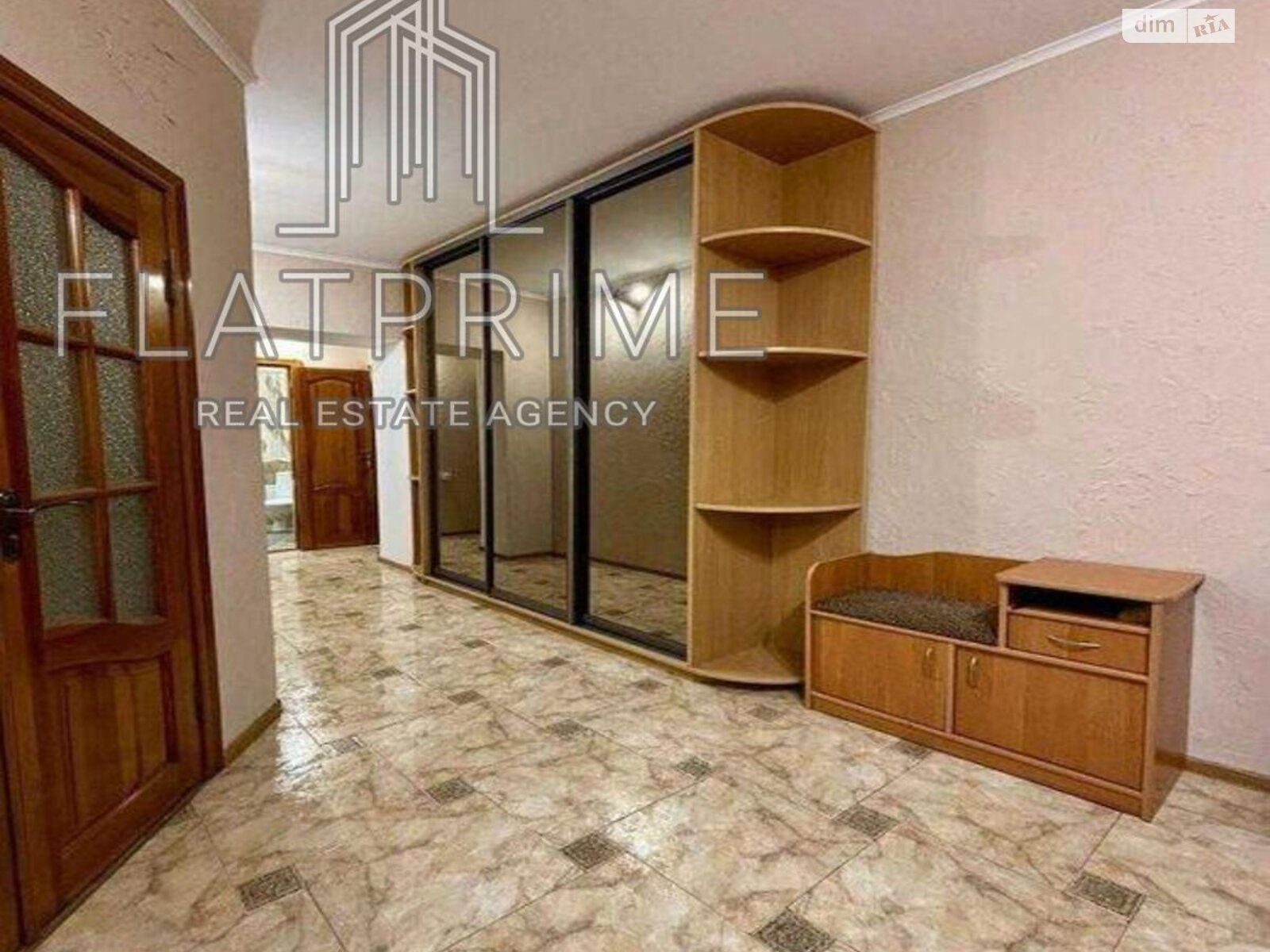 Продажа трехкомнатной квартиры в Киеве, на ул. Академика Ефремова 19А, район Беличи фото 1 Продажа трехкомнатной квартиры в Киеве, на ул. Академика Ефремова 19А, район Беличи фото 1