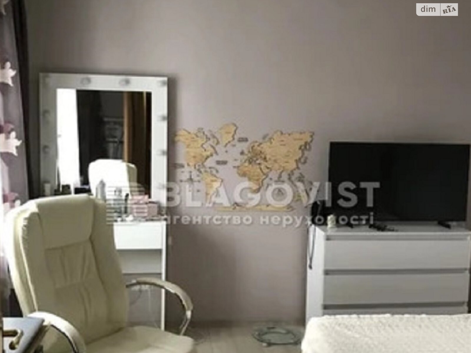 Продаж чотирикімнатної квартири в Києві, на вул. Чорнобильська, район Біличі фото 1 Продаж чотирикімнатної квартири в Києві, на вул. Чорнобильська, район Біличі фото 1