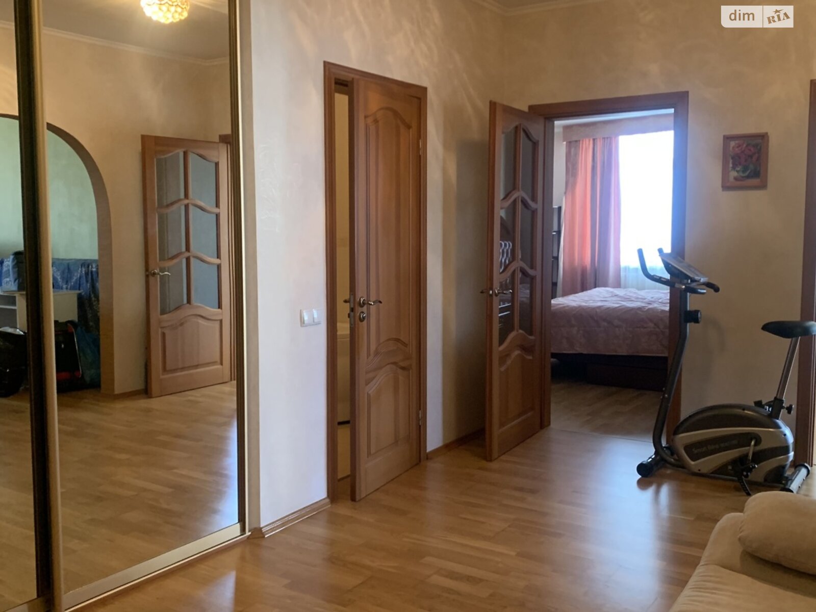 Продаж трикімнатної квартири в Києві, на вул. Миколи Ушакова 1В, район Біличі фото 1 Продаж трикімнатної квартири в Києві, на вул. Миколи Ушакова 1В, район Біличі фото 1