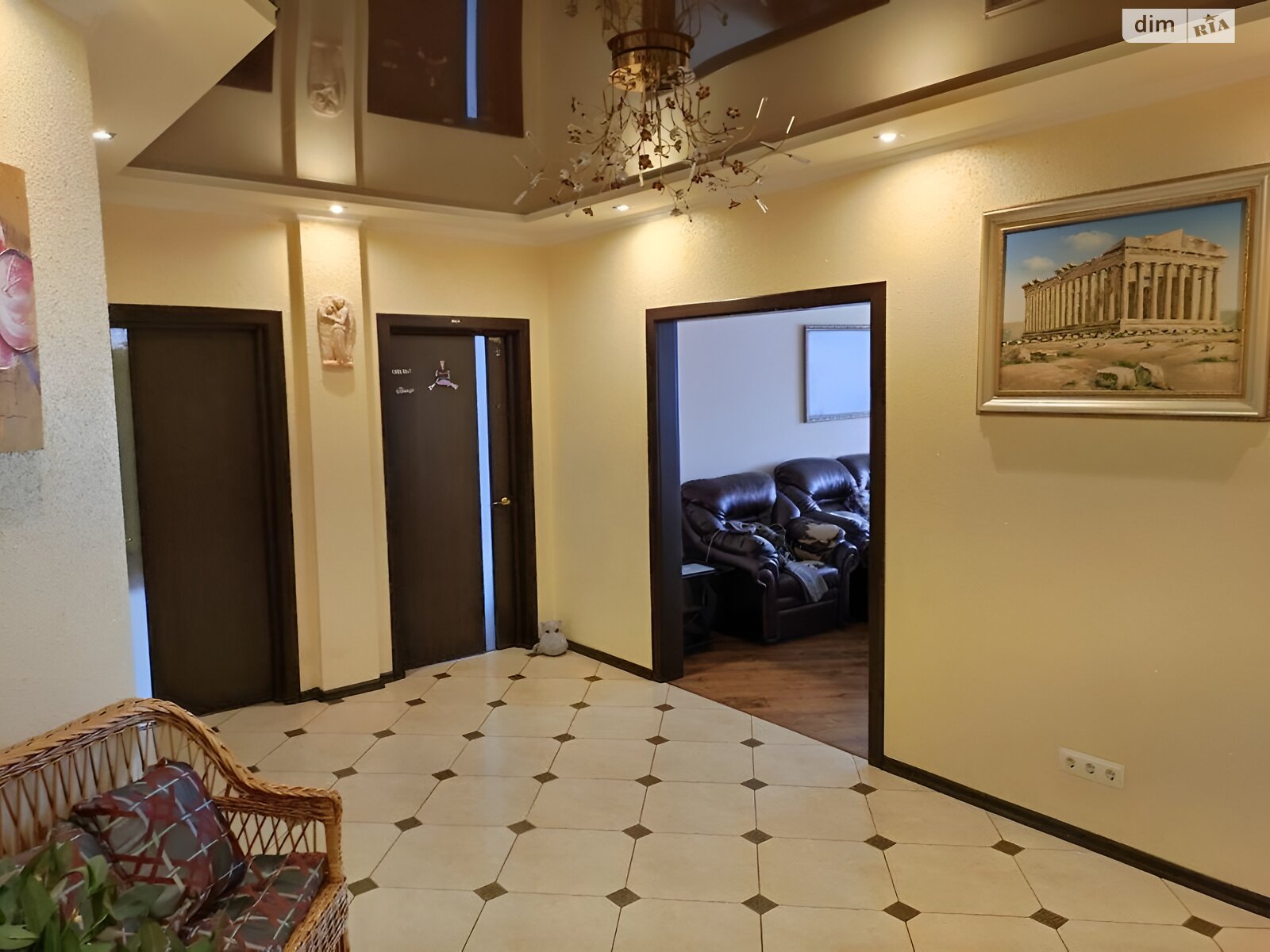 Продажа трехкомнатной квартиры в Киеве, на ул. Николая Ушакова 1В, район Беличи фото 1 Продажа трехкомнатной квартиры в Киеве, на ул. Николая Ушакова 1В, район Беличи фото 1