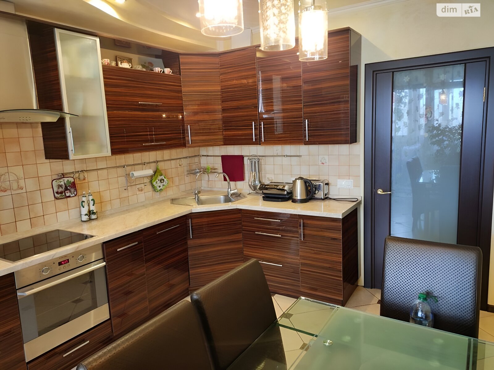 Продажа трехкомнатной квартиры в Киеве, на ул. Николая Ушакова 1В, район Беличи фото 1 Продажа трехкомнатной квартиры в Киеве, на ул. Николая Ушакова 1В, район Беличи фото 1