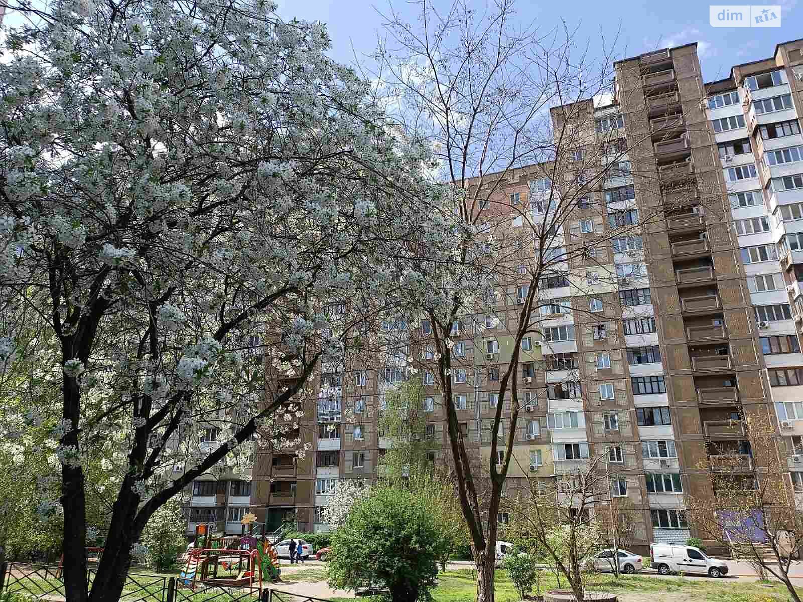 Продажа четырехкомнатной квартиры в Киеве, на ул. Николая Ушакова 16, район Беличи фото 1 Продажа четырехкомнатной квартиры в Киеве, на ул. Николая Ушакова 16, район Беличи фото 1
