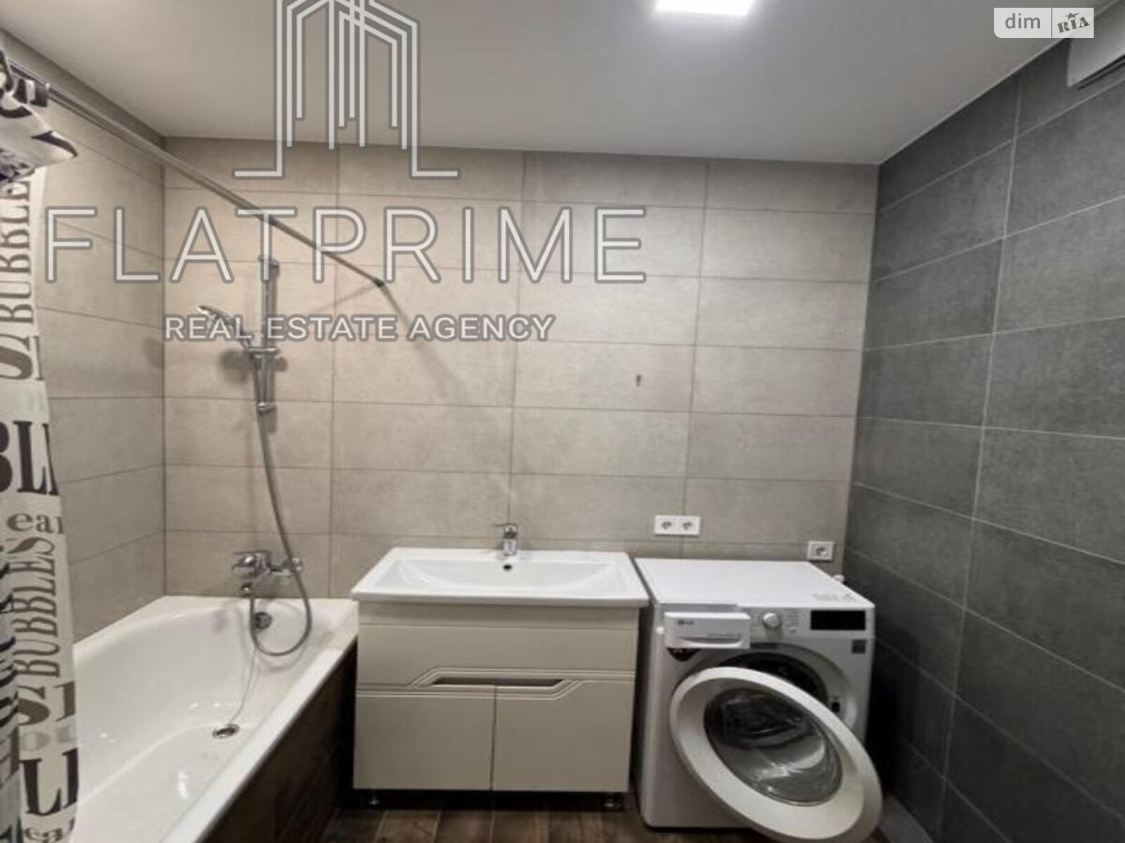 Продажа трехкомнатной квартиры в Киеве, на ул. Обуховская 139, район Беличи фото 1 Продажа трехкомнатной квартиры в Киеве, на ул. Обуховская 139, район Беличи фото 1
