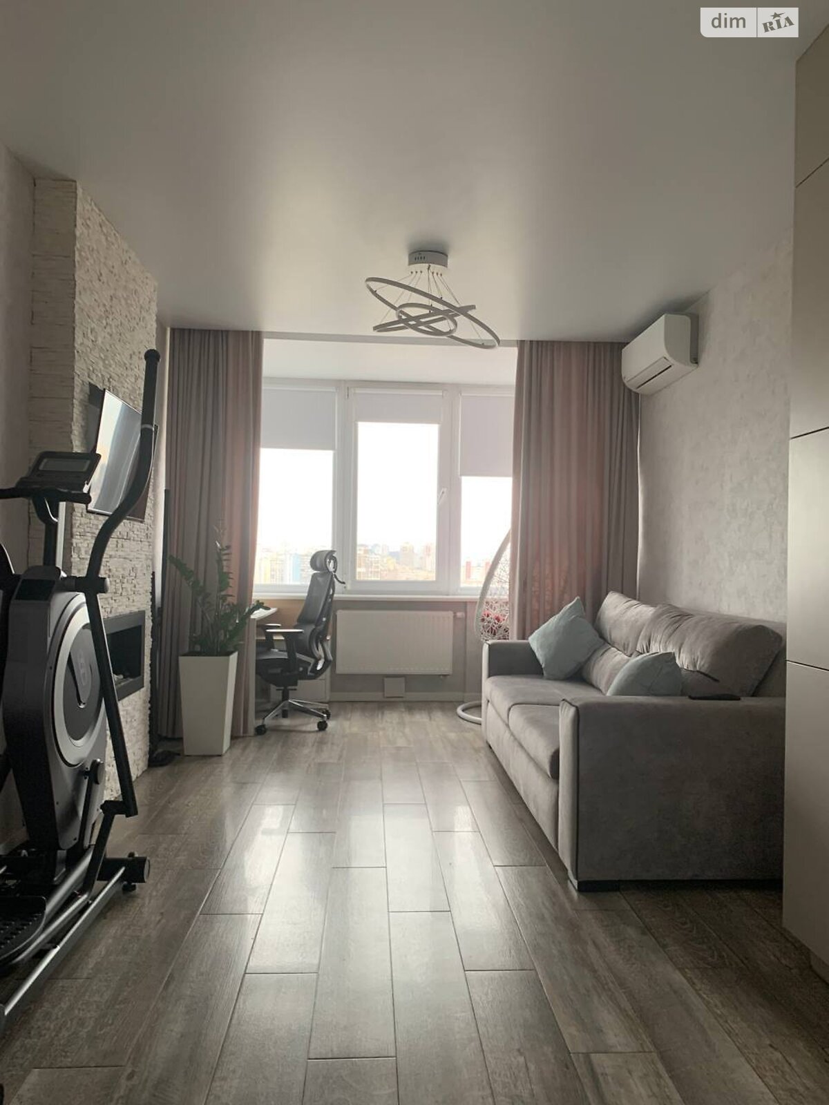 Продажа однокомнатной квартиры в Киеве, на ул. Обуховская 137, район Беличи фото 1 Продажа однокомнатной квартиры в Киеве, на ул. Обуховская 137, район Беличи фото 1