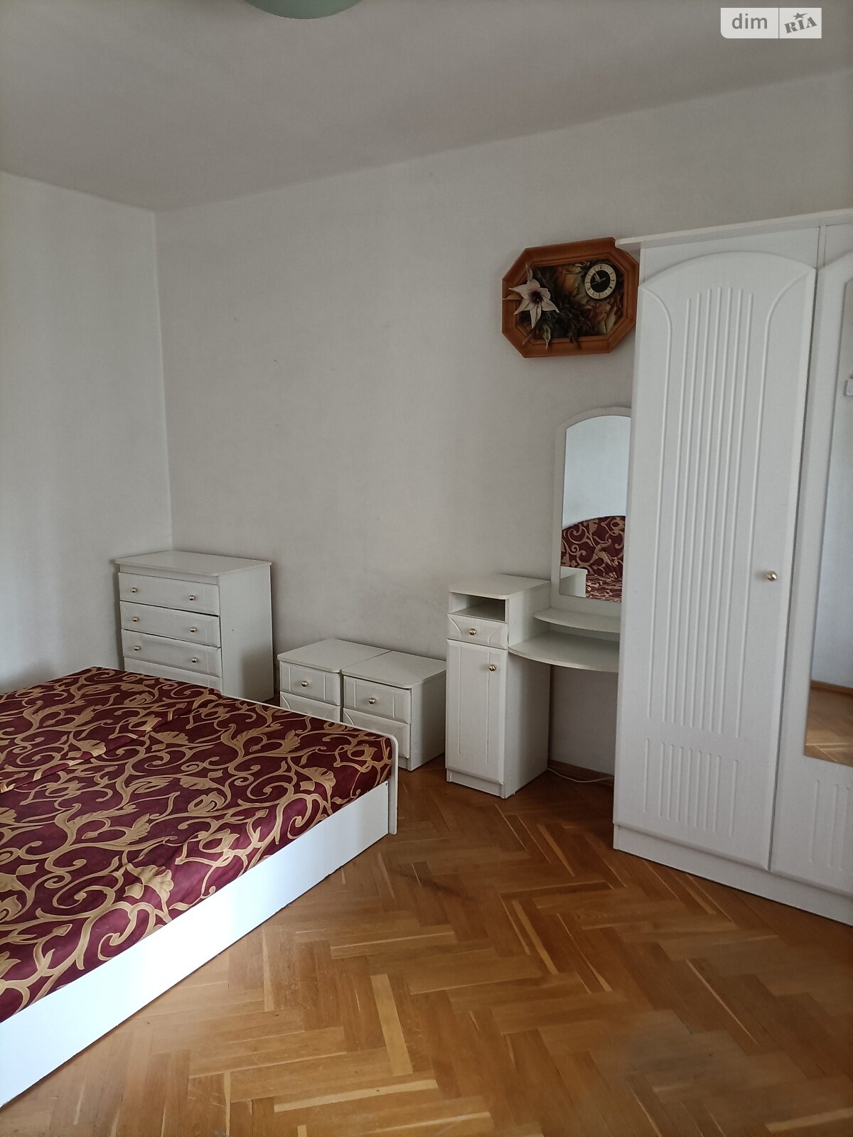 Продажа четырехкомнатной квартиры в Киеве, на ул. Прилужная 12, район Беличи фото 1 Продажа четырехкомнатной квартиры в Киеве, на ул. Прилужная 12, район Беличи фото 1