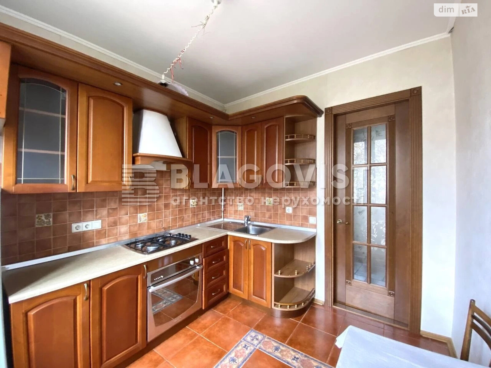 Продажа трехкомнатной квартиры в Киеве, на просп. Берестейский 75/2, фото 1 Продажа трехкомнатной квартиры в Киеве, на просп. Берестейский 75/2, фото 1