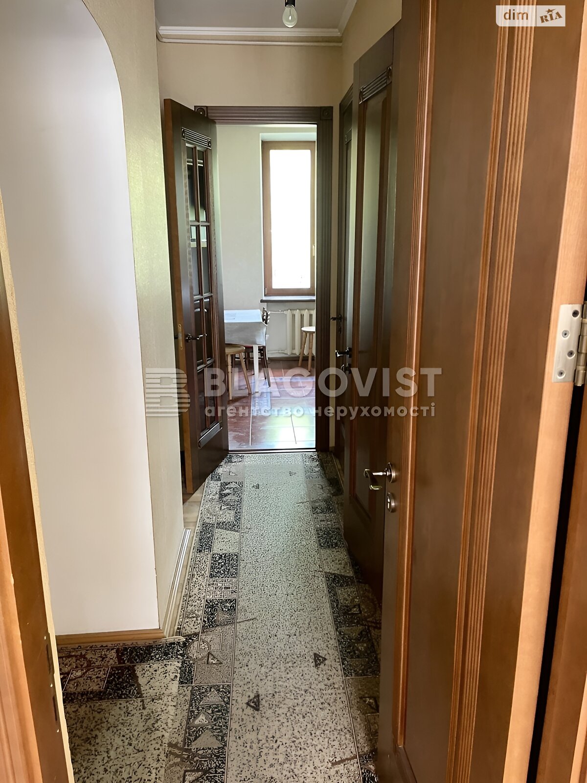 Продажа трехкомнатной квартиры в Киеве, на просп. Берестейский 75/2, фото 1 Продажа трехкомнатной квартиры в Киеве, на просп. Берестейский 75/2, фото 1