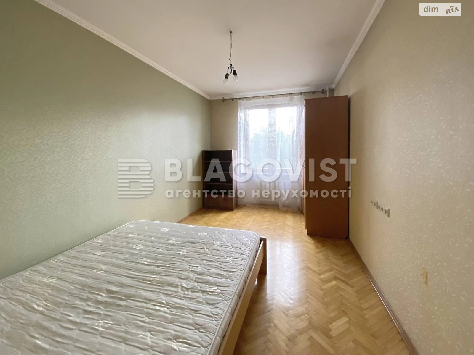 Продажа трехкомнатной квартиры в Киеве, на просп. Берестейский 75/2, фото 1 Продажа трехкомнатной квартиры в Киеве, на просп. Берестейский 75/2, фото 1