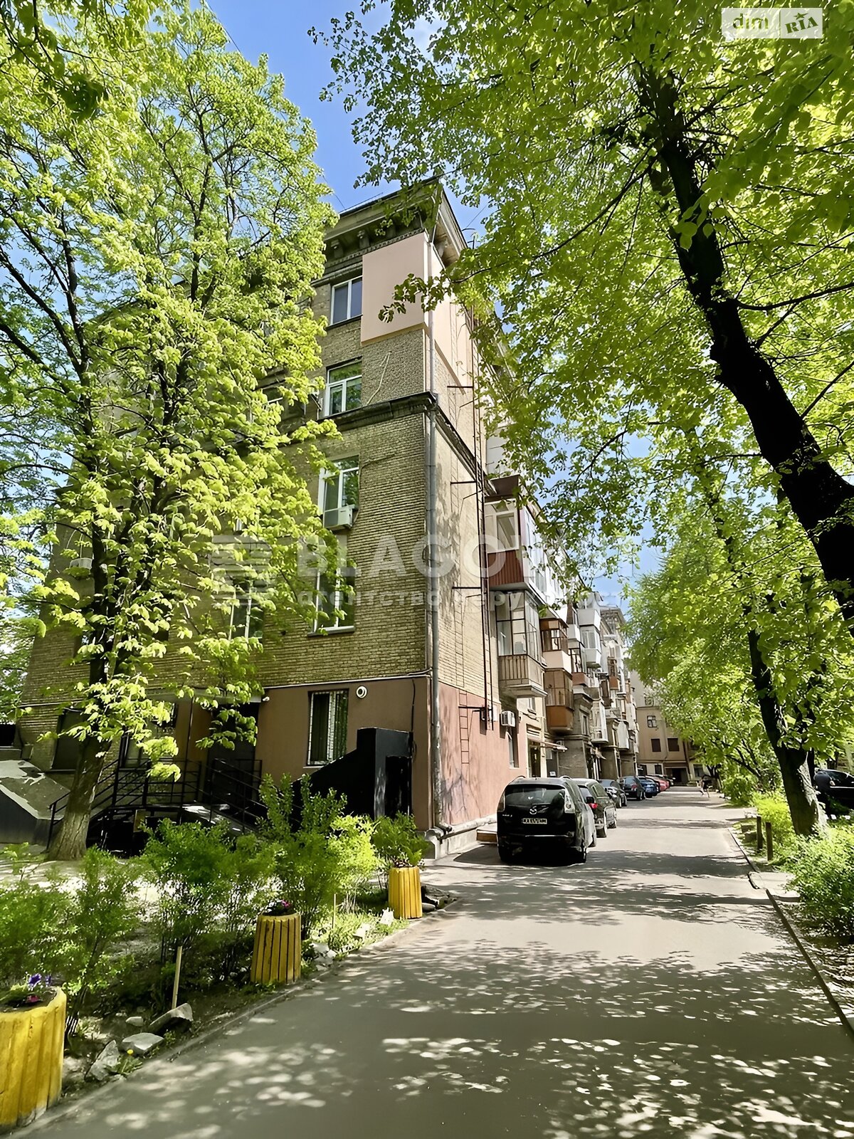 Продажа трехкомнатной квартиры в Киеве, на просп. Берестейский 75/2, фото 1 Продажа трехкомнатной квартиры в Киеве, на просп. Берестейский 75/2, фото 1