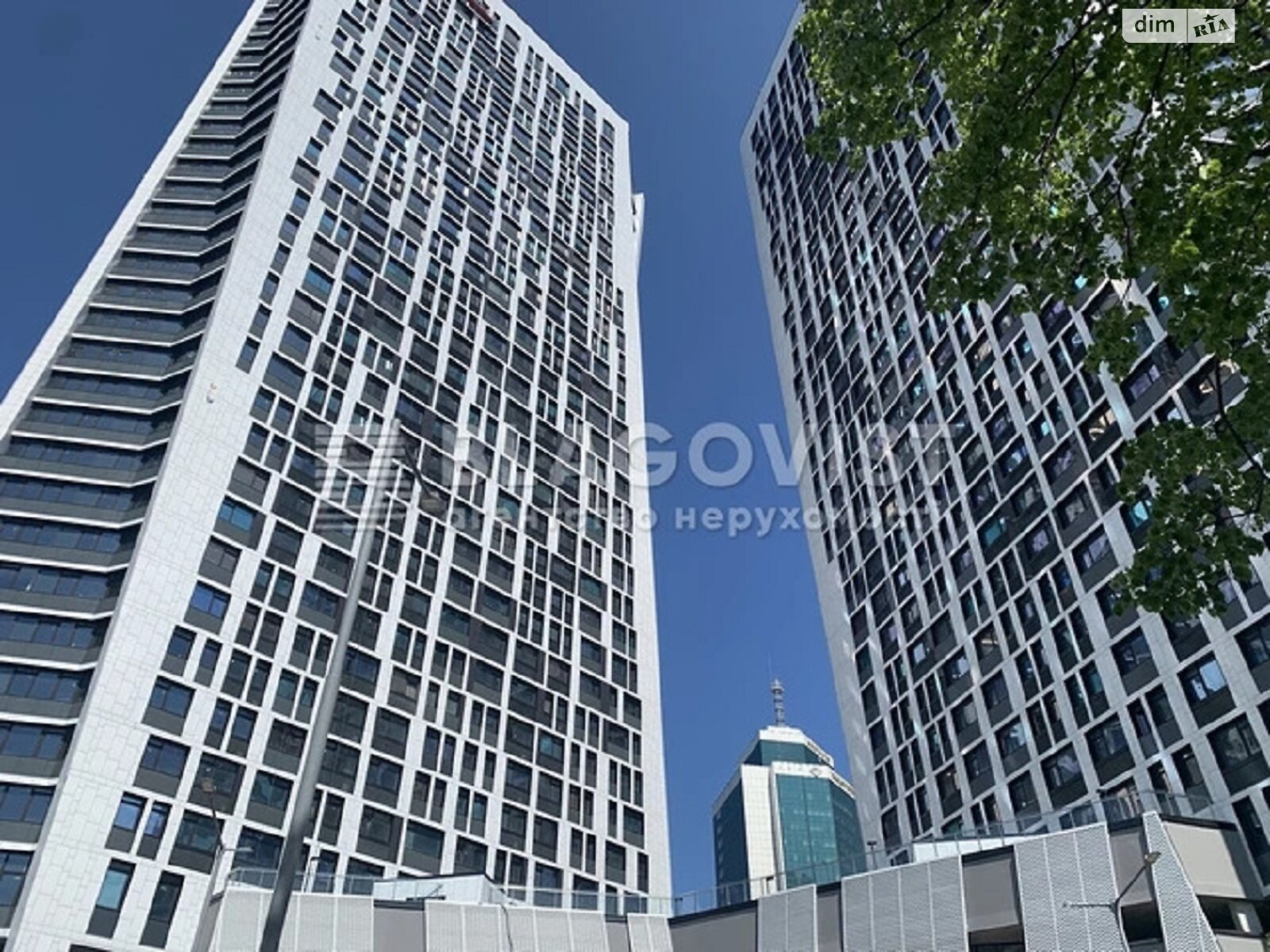 Продажа двухкомнатной квартиры в Киеве, на просп. Берестейский 11, фото 1 Продажа двухкомнатной квартиры в Киеве, на просп. Берестейский 11, фото 1