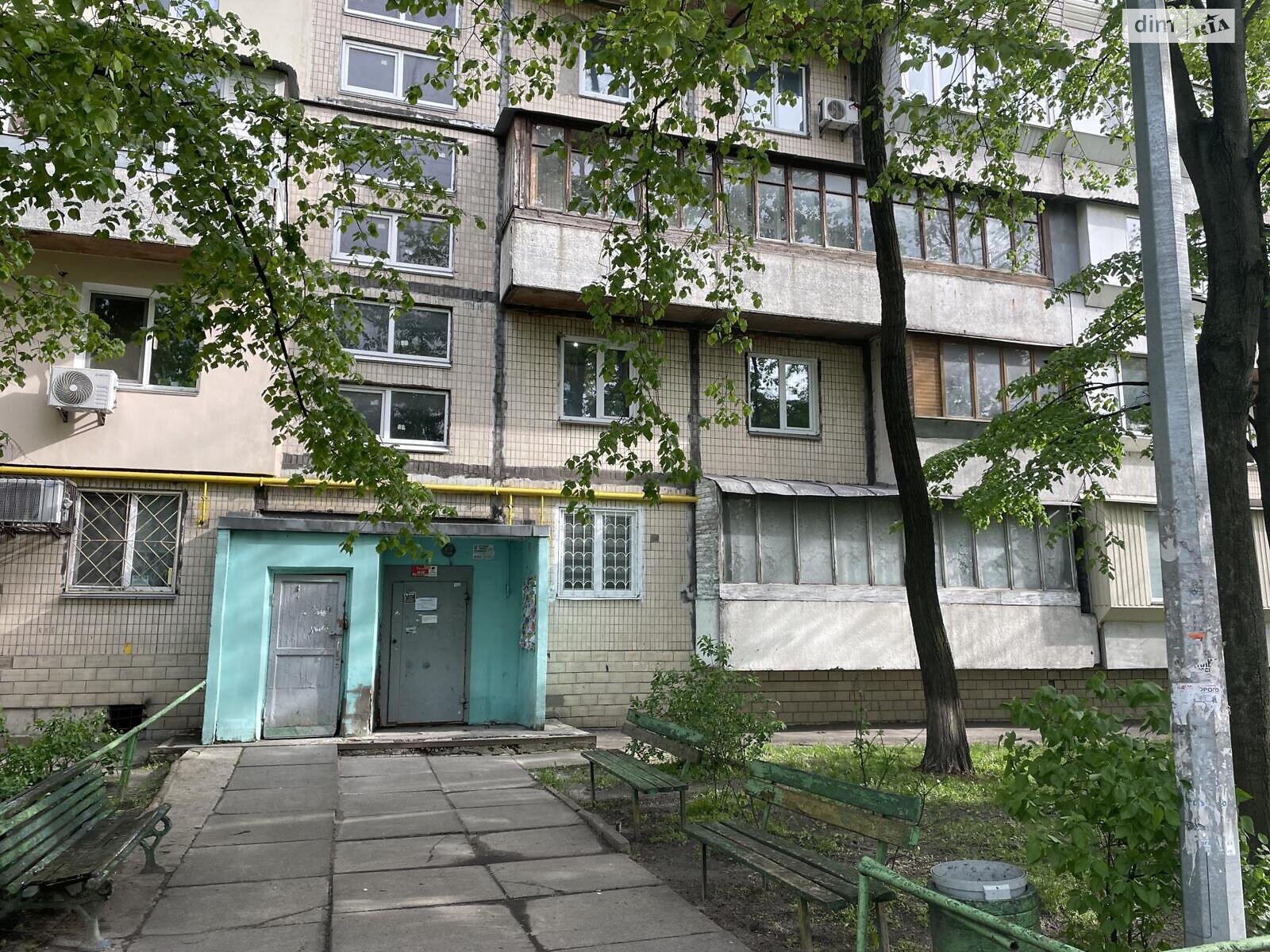 Продажа трехкомнатной квартиры в Киеве, на ул. Березняковская 4, район Березняки фото 1