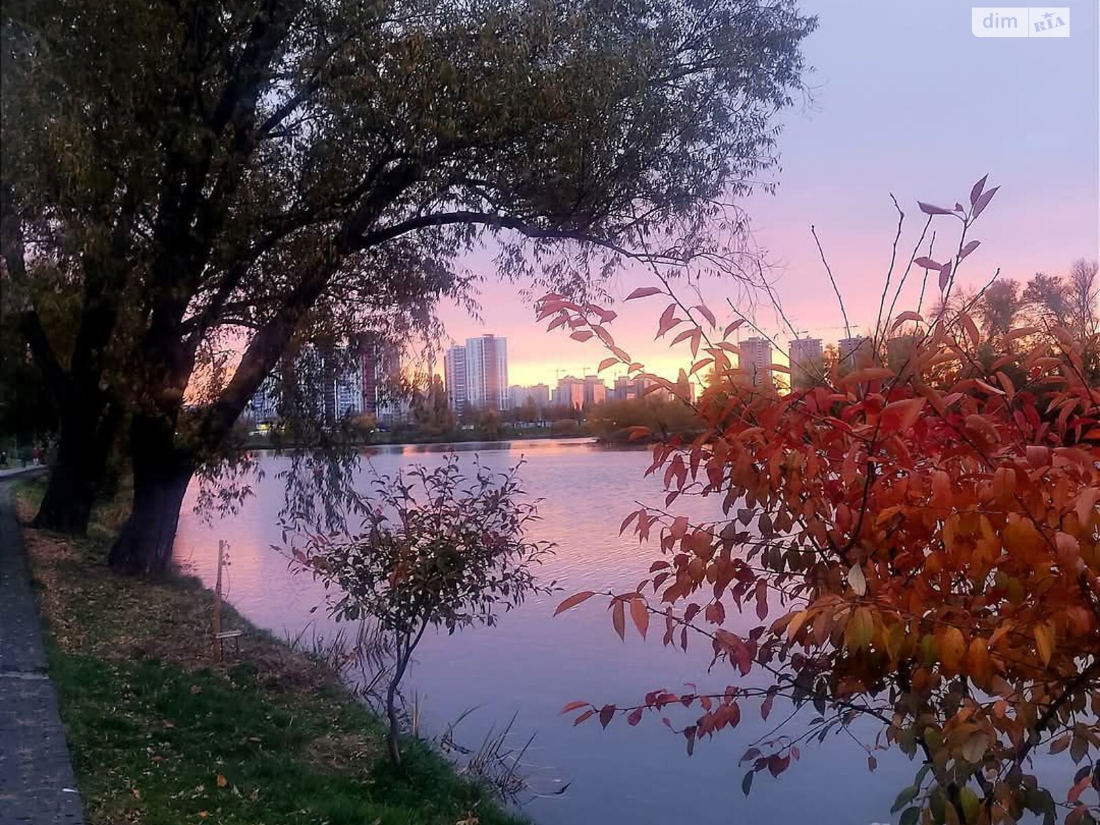 Продаж трикімнатної квартири в Києві, на вул. Березняківська 38, район Березняки фото 1 Продаж трикімнатної квартири в Києві, на вул. Березняківська 38, район Березняки фото 1