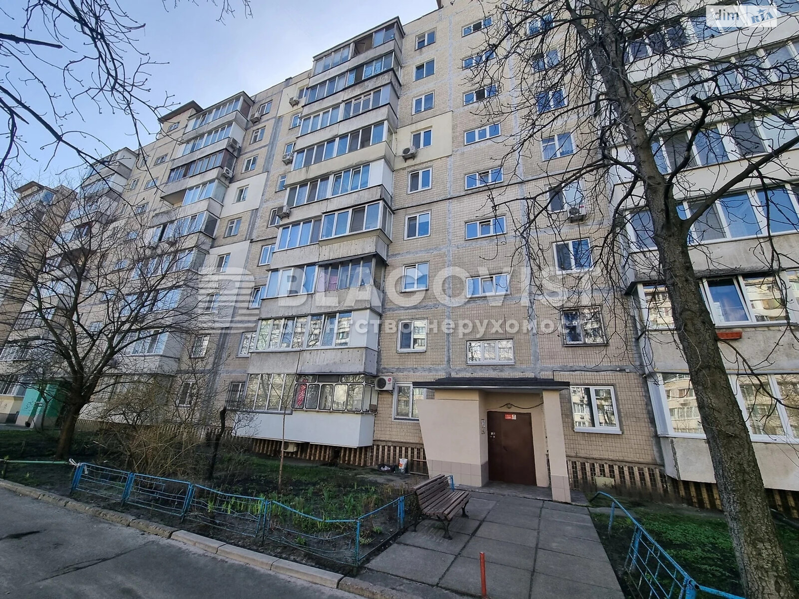 Продажа трехкомнатной квартиры в Киеве, на ул. Березняковская 14А, район Березняки фото 1 Продажа трехкомнатной квартиры в Киеве, на ул. Березняковская 14А, район Березняки фото 1