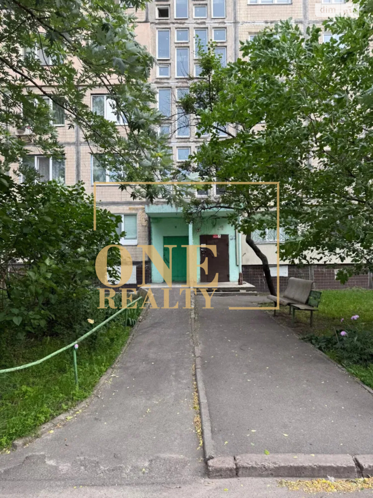 Продажа двухкомнатной квартиры в Киеве, на ул. Березняковская 38, район Березняки фото 1 Продажа двухкомнатной квартиры в Киеве, на ул. Березняковская 38, район Березняки фото 1