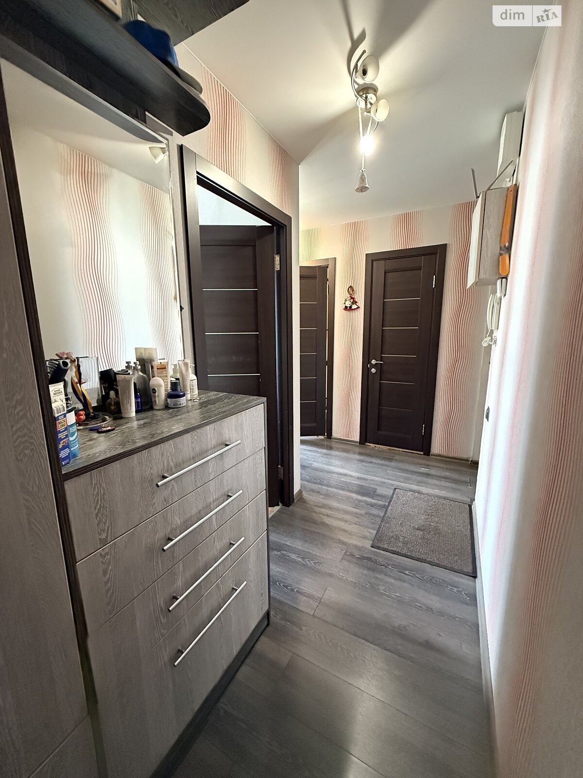 Продаж трикімнатної квартири в Києві, на вул. Березняківська 38, район Березняки фото 1 Продаж трикімнатної квартири в Києві, на вул. Березняківська 38, район Березняки фото 1