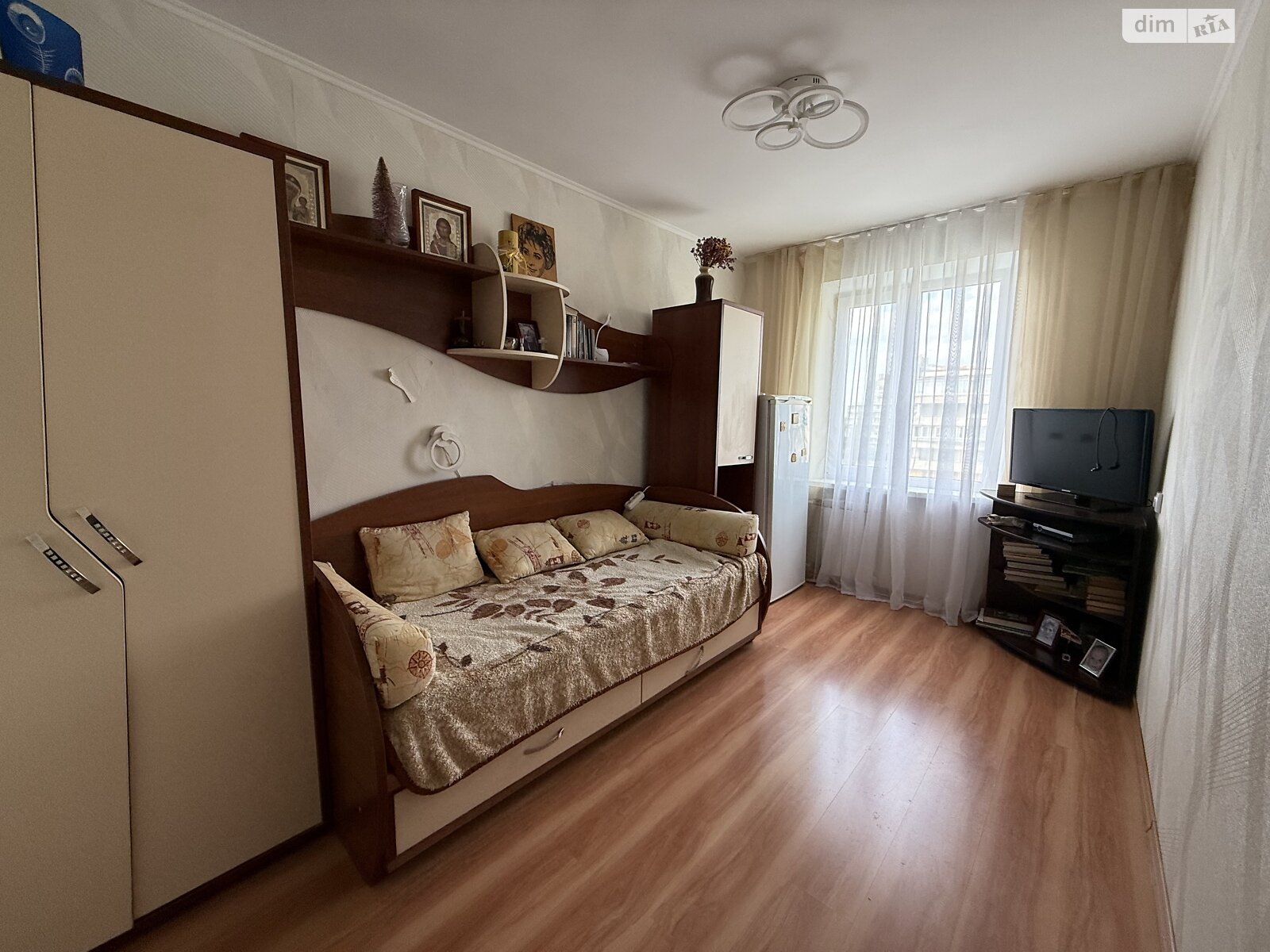 Продаж трикімнатної квартири в Києві, на вул. Березняківська 38, район Березняки фото 1 Продаж трикімнатної квартири в Києві, на вул. Березняківська 38, район Березняки фото 1