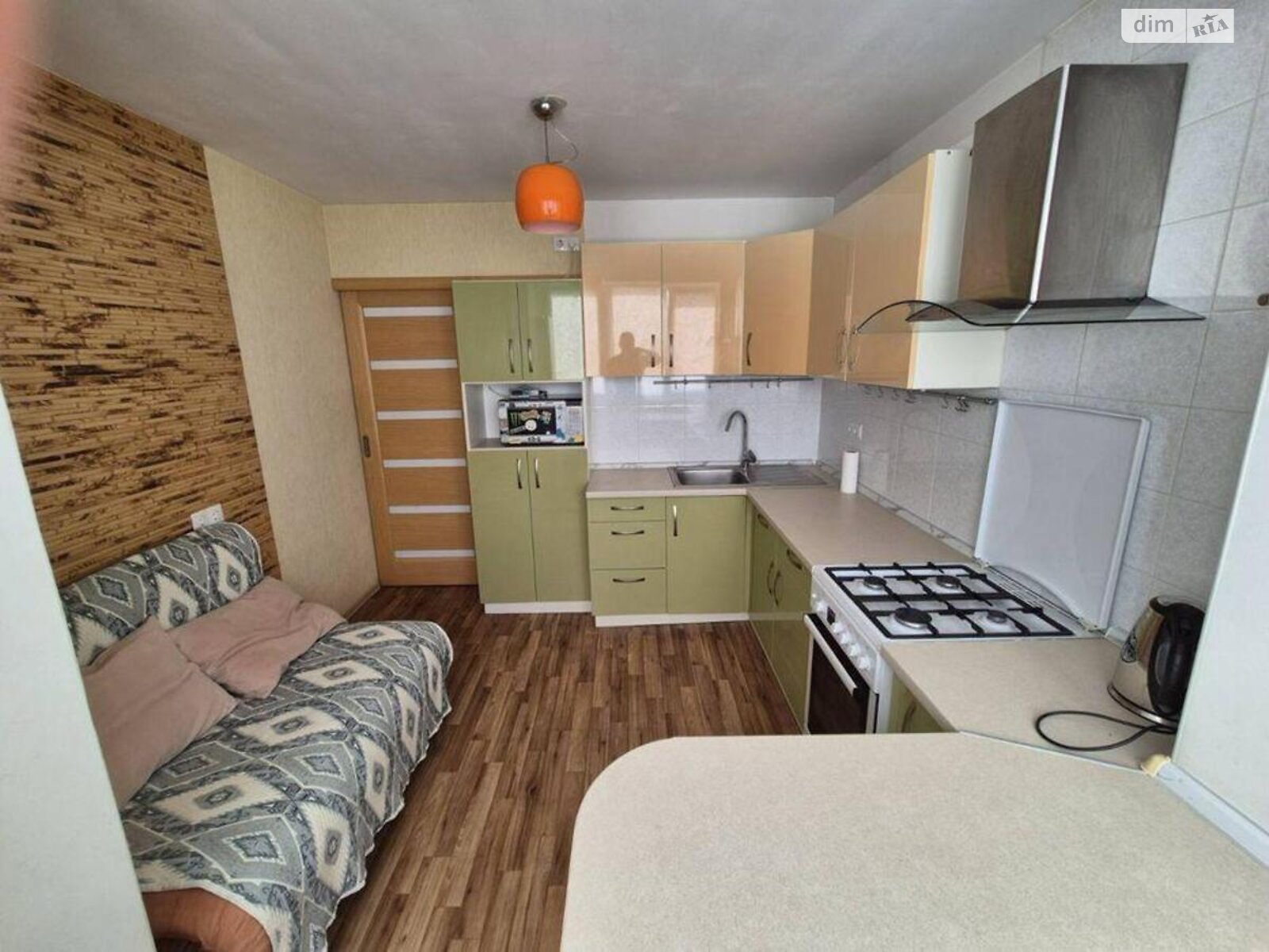 Продажа однокомнатной квартиры в Киеве, на ул. Березняковская 16, район Березняки фото 1 Продажа однокомнатной квартиры в Киеве, на ул. Березняковская 16, район Березняки фото 1