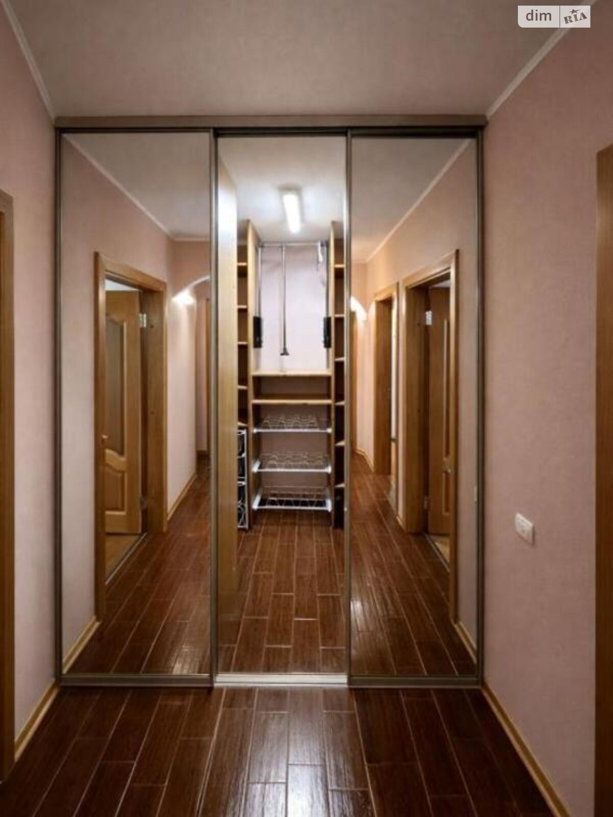 Продажа трехкомнатной квартиры в Киеве, на ул. Березняковская 30, район Березняки фото 1