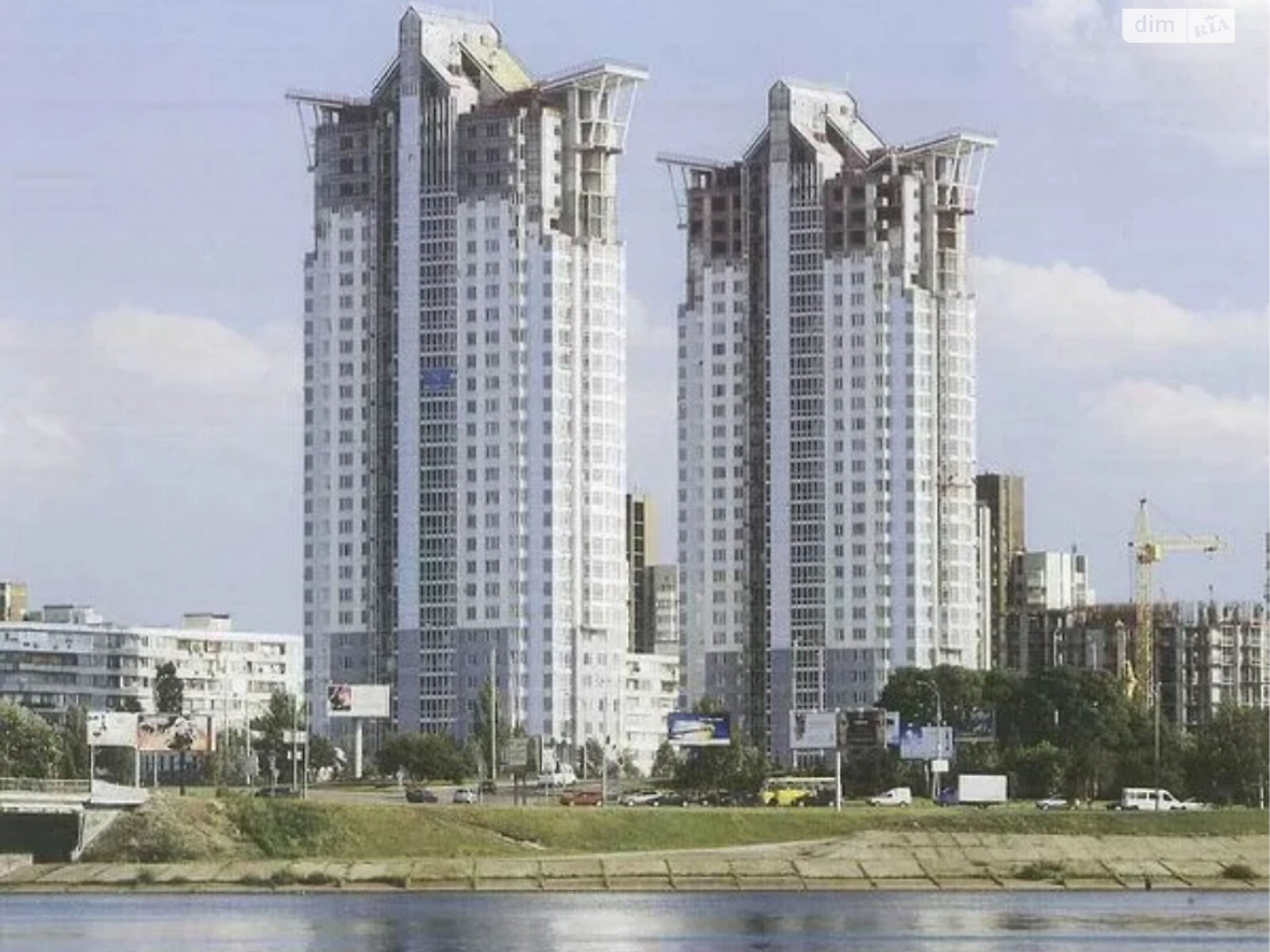 Продаж однокімнатної квартири в Києві, на наб. Дніпровська 1, район Березняки фото 1 Продаж однокімнатної квартири в Києві, на наб. Дніпровська 1, район Березняки фото 1