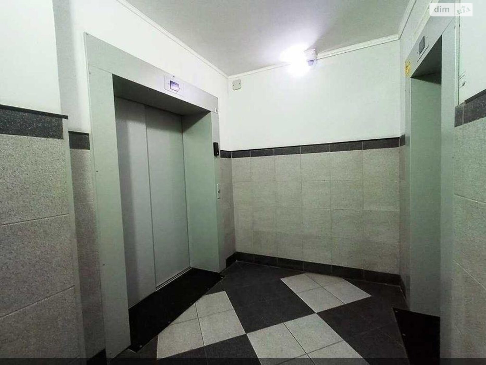 Продаж трикімнатної квартири в Києві, на наб. Дніпровська 13, район Березняки фото 1 Продаж трикімнатної квартири в Києві, на наб. Дніпровська 13, район Березняки фото 1