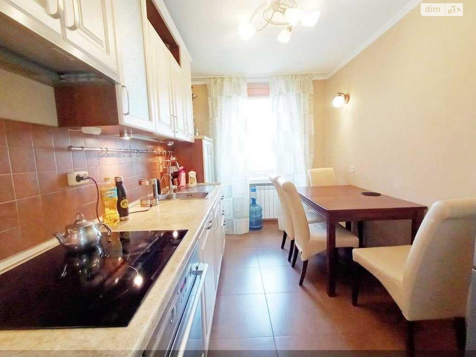 Продаж трикімнатної квартири в Києві, на наб. Дніпровська 13, район Березняки фото 1 Продаж трикімнатної квартири в Києві, на наб. Дніпровська 13, район Березняки фото 1