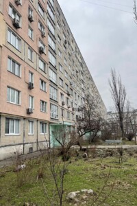 Продажа трехкомнатной квартиры в Киеве, на просп. Павла Тычины 26, район Днепровский фото 2