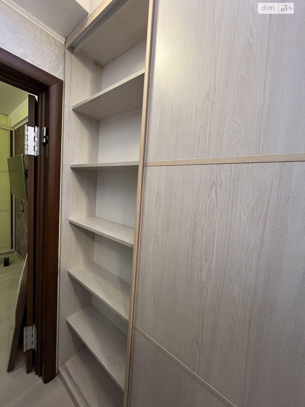Продаж однокімнатної квартири в Києві, на просп. Павла Тичини 26А, район Березняки фото 1 Продаж однокімнатної квартири в Києві, на просп. Павла Тичини 26А, район Березняки фото 1