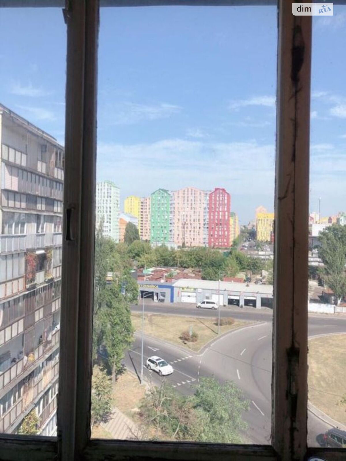 Продаж трикімнатної квартири в Києві, на просп. Павла Тичини 21, район Березняки фото 1 Продаж трикімнатної квартири в Києві, на просп. Павла Тичини 21, район Березняки фото 1