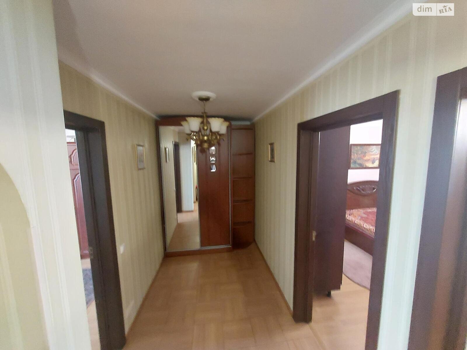 Продаж трикімнатної квартири в Києві, на просп. Павла Тичини 20А, район Березняки фото 1 Продаж трикімнатної квартири в Києві, на просп. Павла Тичини 20А, район Березняки фото 1