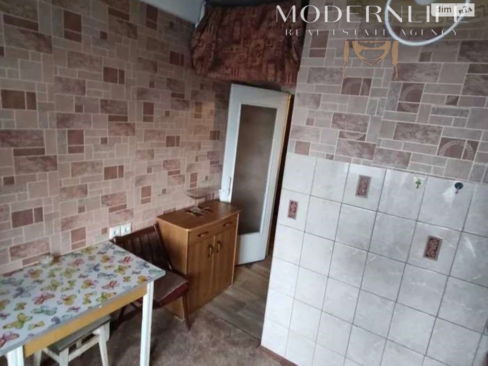Продаж однокімнатної квартири в Києві, на просп. Павла Тичини 5, район Березняки фото 1 Продаж однокімнатної квартири в Києві, на просп. Павла Тичини 5, район Березняки фото 1
