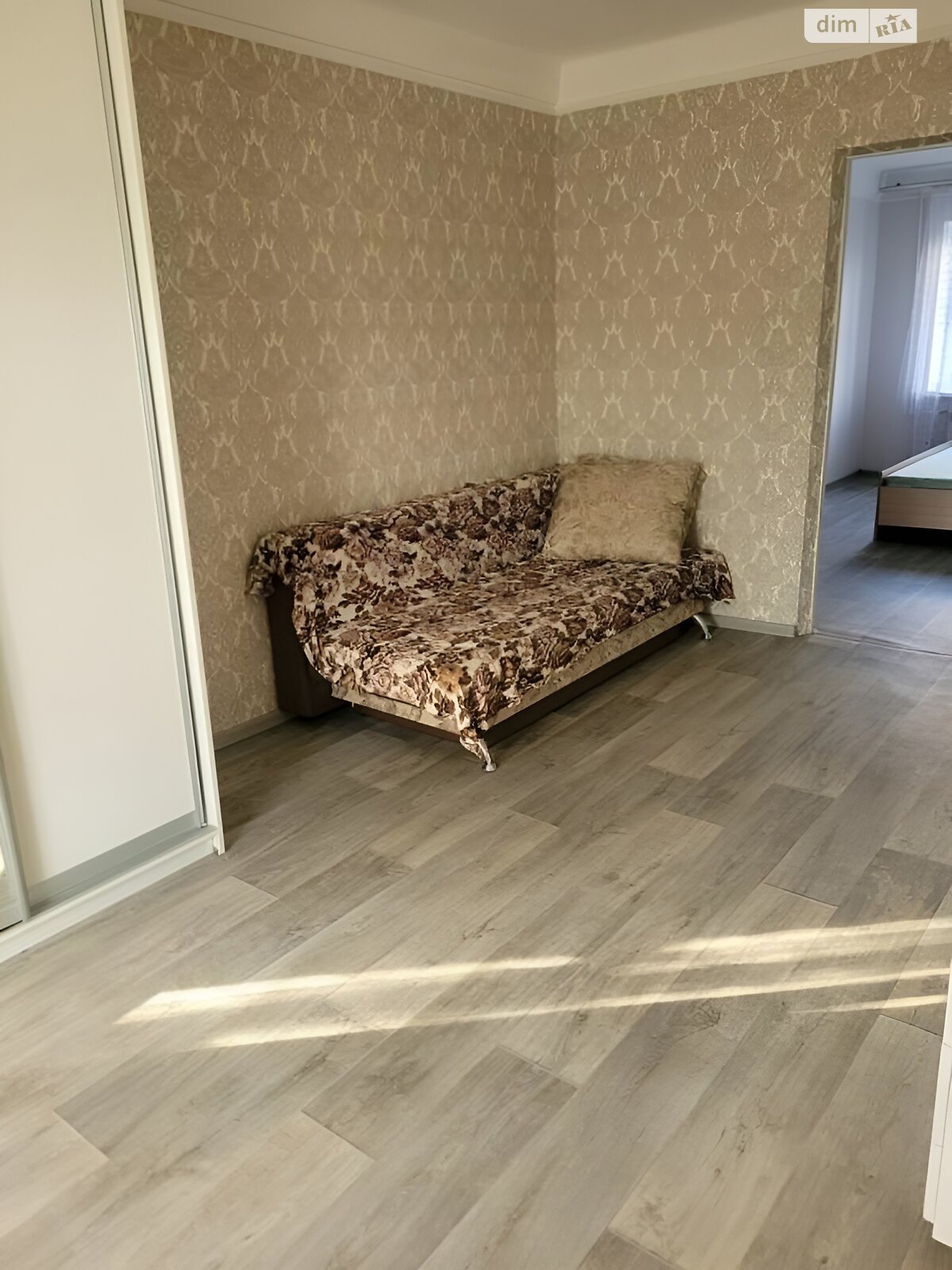 Продаж трикімнатної квартири в Києві, на просп. Павла Тичини 3, район Березняки фото 1 Продаж трикімнатної квартири в Києві, на просп. Павла Тичини 3, район Березняки фото 1