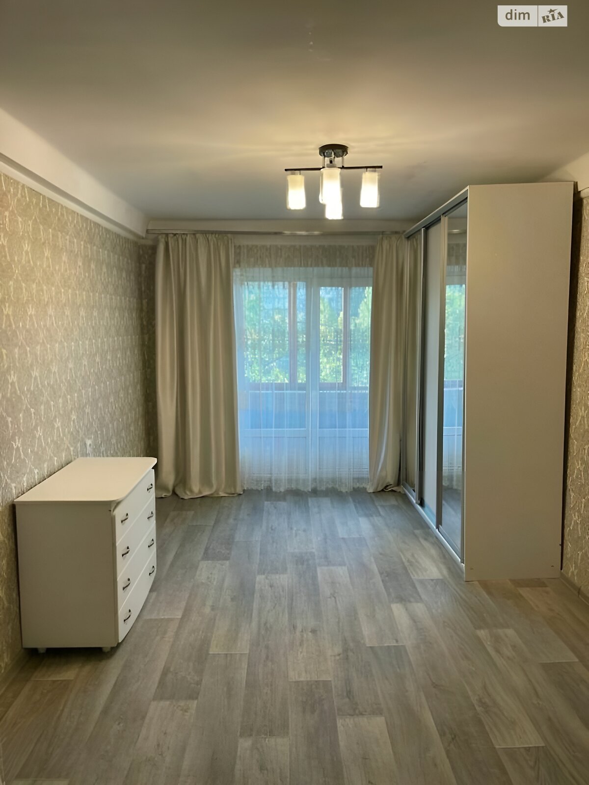 Продаж трикімнатної квартири в Києві, на просп. Павла Тичини 3, район Березняки фото 1 Продаж трикімнатної квартири в Києві, на просп. Павла Тичини 3, район Березняки фото 1