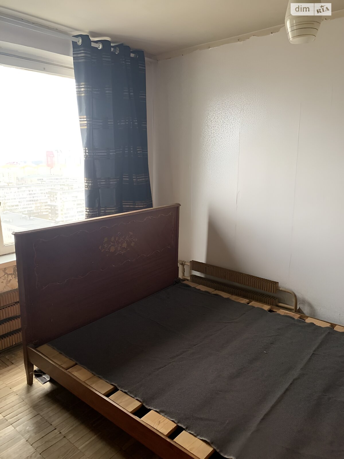 Продажа трехкомнатной квартиры в Киеве, на просп. Павла Тычины 13, район Березняки фото 1 Продажа трехкомнатной квартиры в Киеве, на просп. Павла Тычины 13, район Березняки фото 1