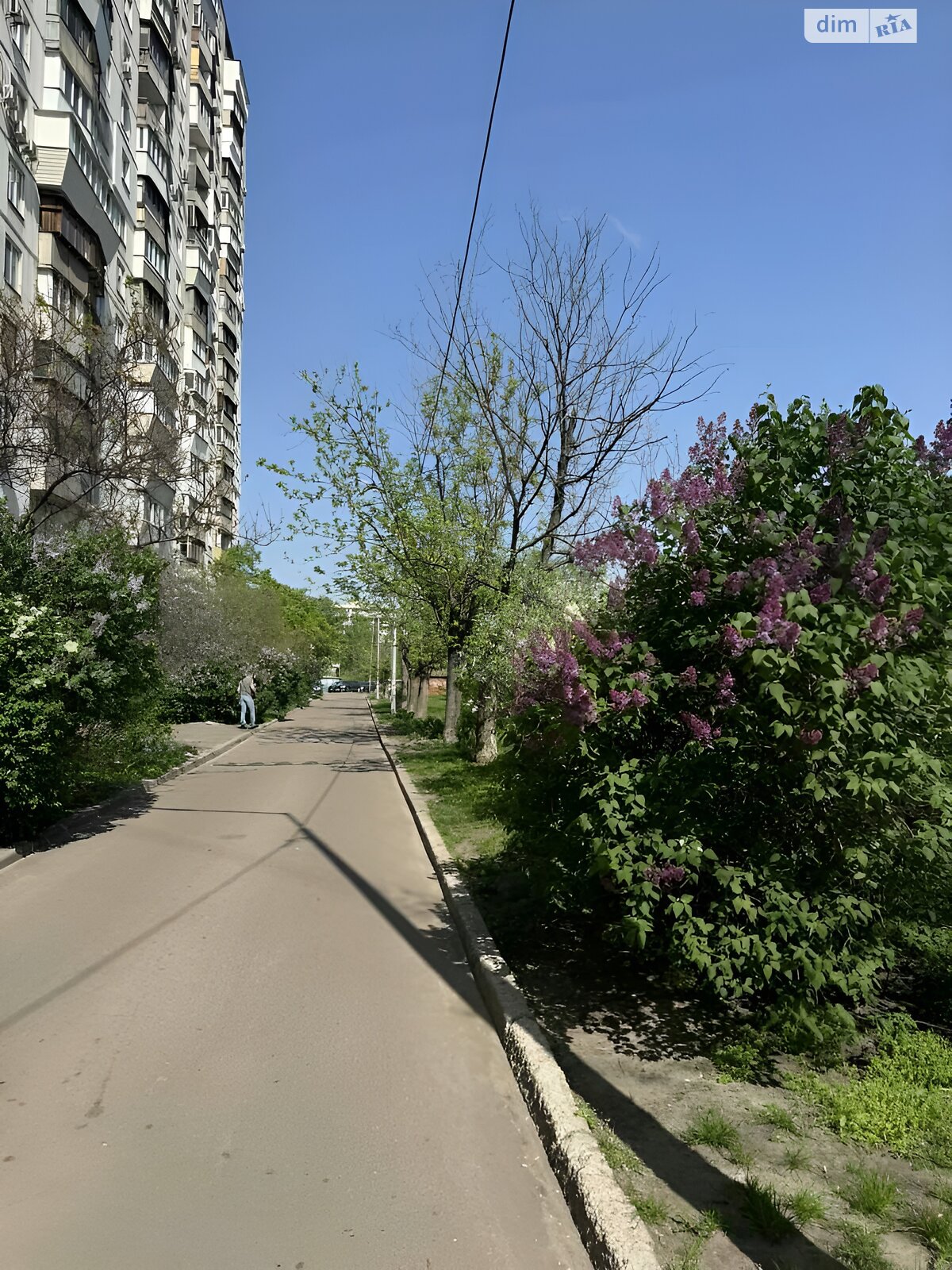 Продажа трехкомнатной квартиры в Киеве, на просп. Павла Тычины 13, район Березняки фото 1 Продажа трехкомнатной квартиры в Киеве, на просп. Павла Тычины 13, район Березняки фото 1