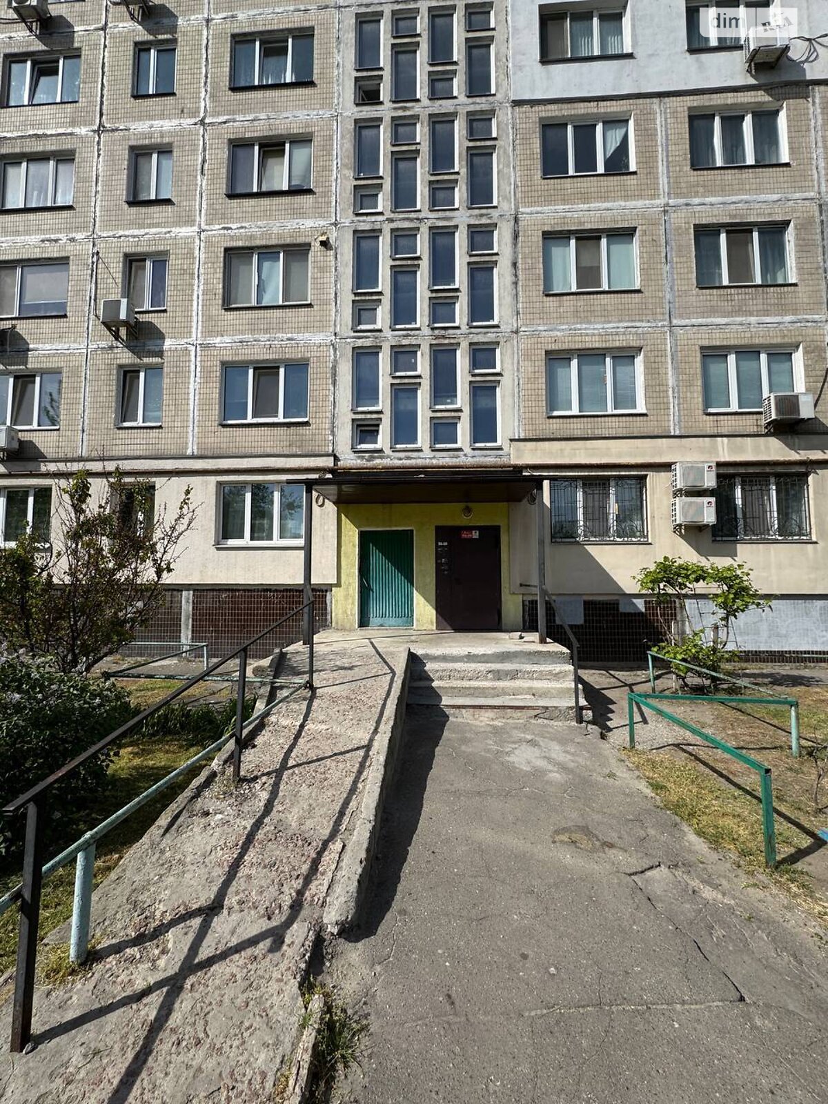 Продажа двухкомнатной квартиры в Киеве, на просп. Павла Тычины 14А, район Березняки фото 1 Продажа двухкомнатной квартиры в Киеве, на просп. Павла Тычины 14А, район Березняки фото 1