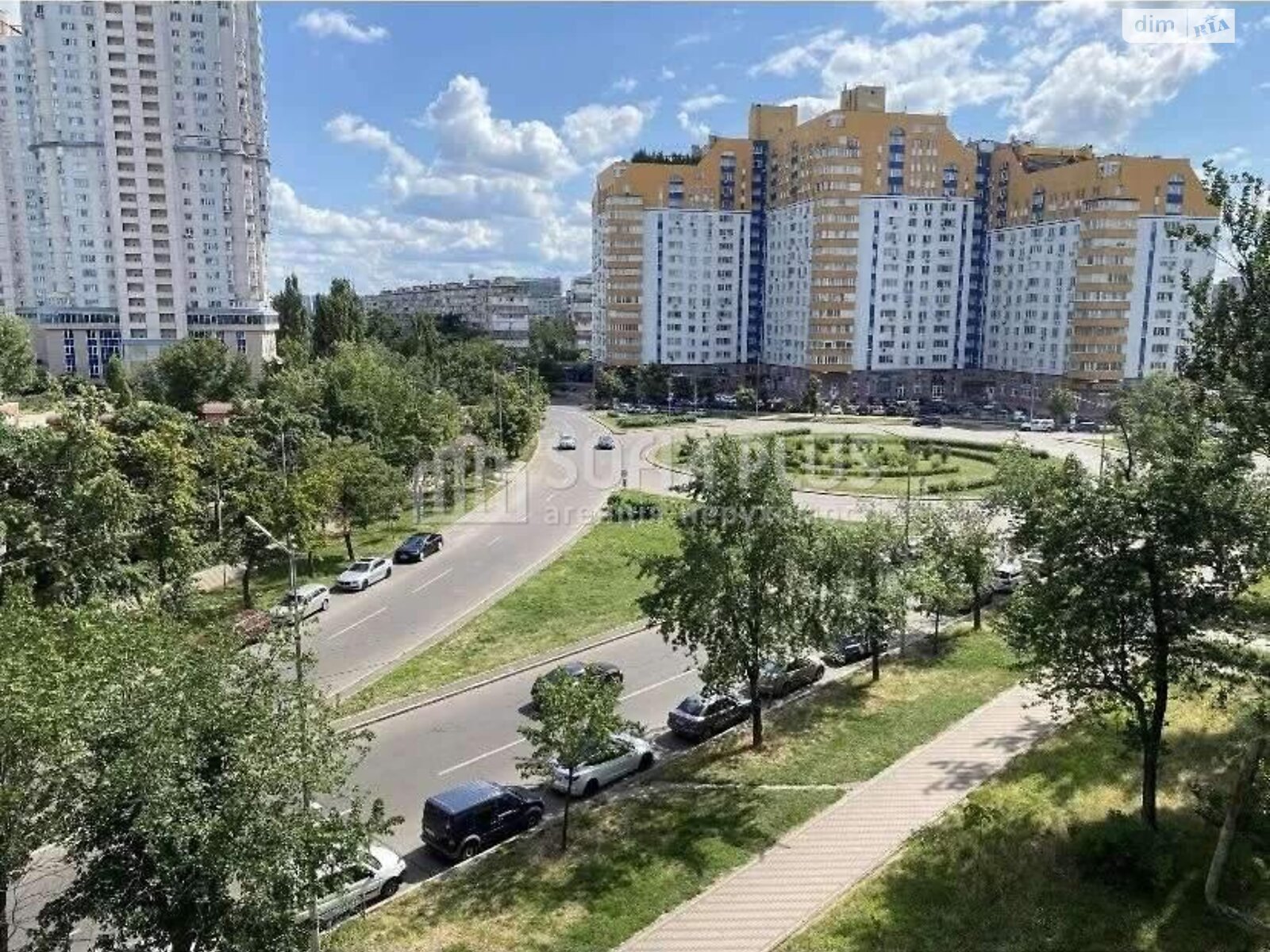Продаж двокімнатної квартири в Києві, на просп. Павла Тичини 9, район Березняки фото 1 Продаж двокімнатної квартири в Києві, на просп. Павла Тичини 9, район Березняки фото 1