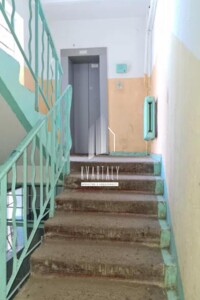 Продаж однокімнатної квартири в Києві, на просп. Павла Тичини 9А, район Березняки фото 2