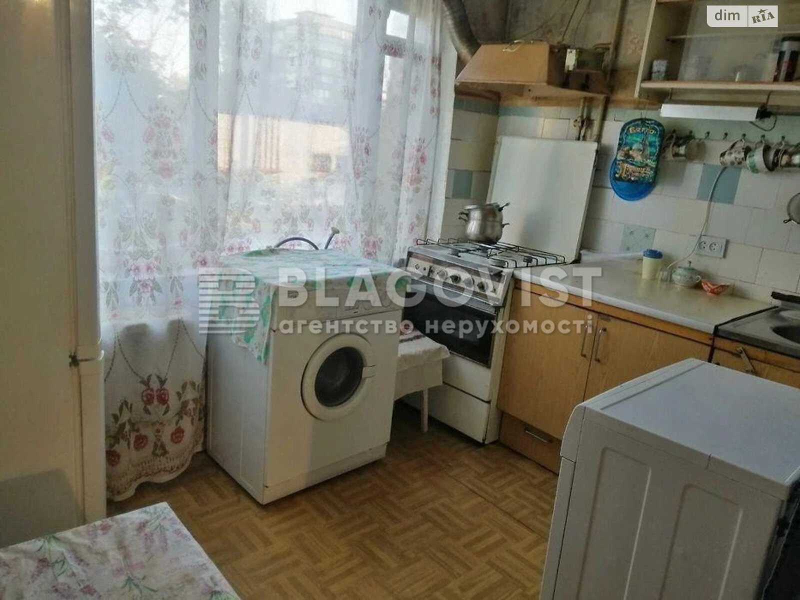 Продажа трехкомнатной квартиры в Киеве, на просп. Павла Тычины 26, район Березняки фото 1 Продажа трехкомнатной квартиры в Киеве, на просп. Павла Тычины 26, район Березняки фото 1