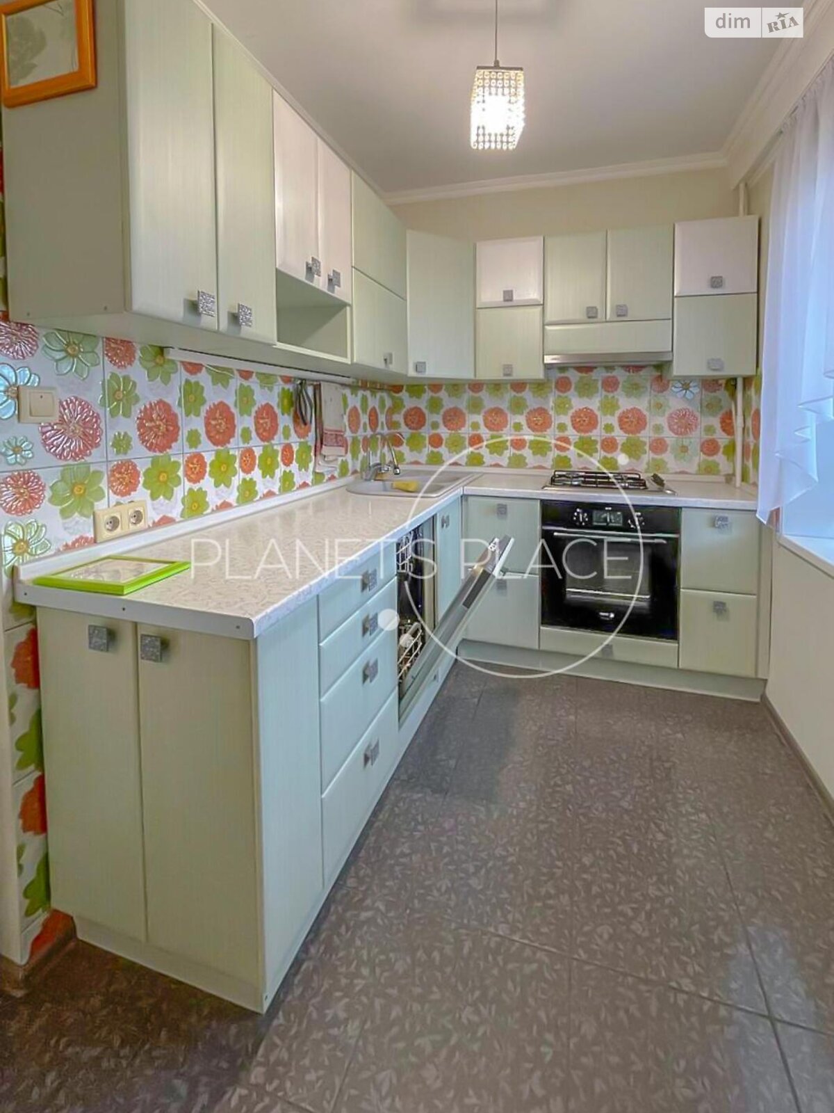 Продажа трехкомнатной квартиры в Киеве, на просп. Павла Тычины 11, район Березняки фото 1