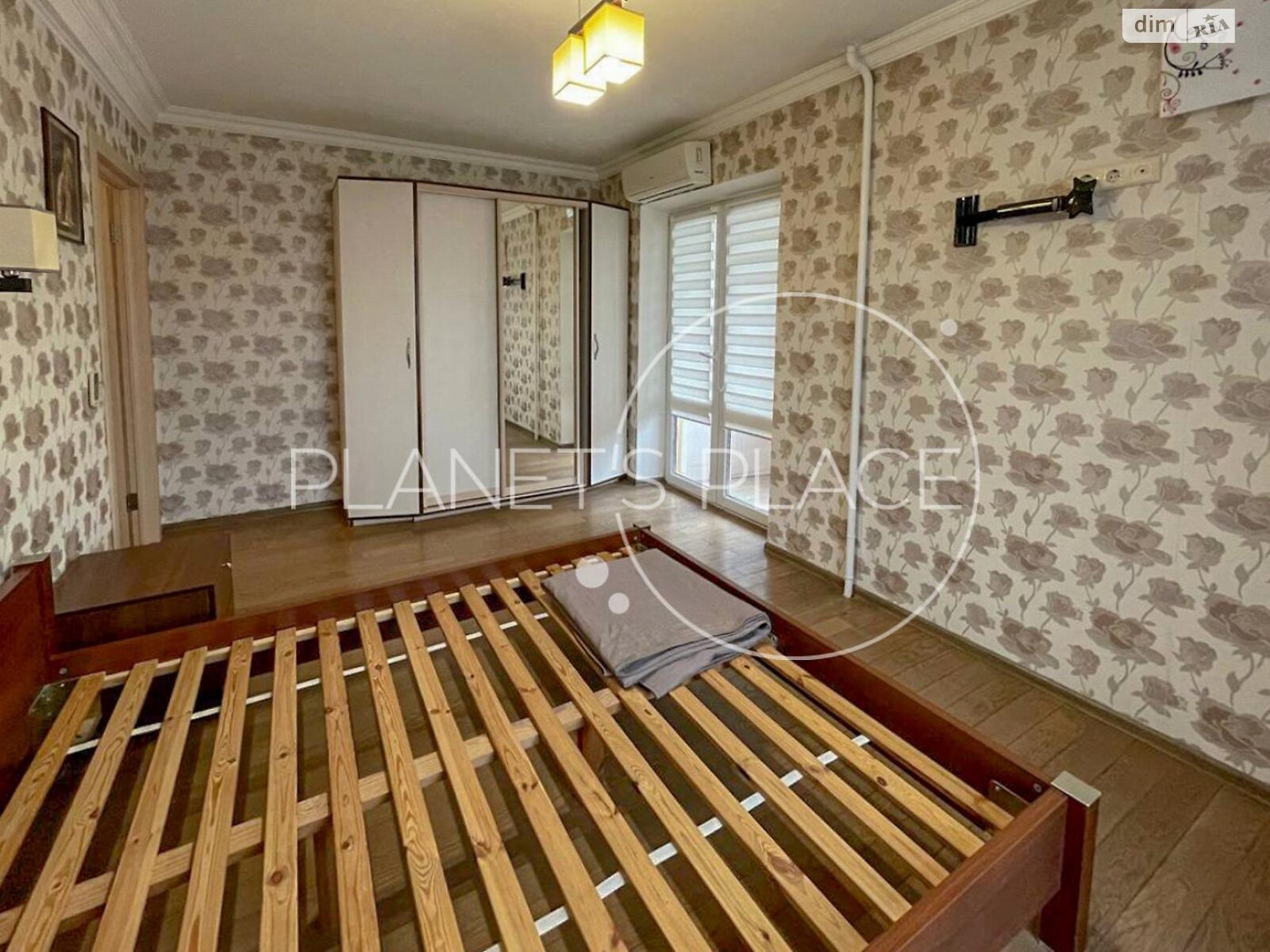 Продажа трехкомнатной квартиры в Киеве, на просп. Павла Тычины 11, район Березняки фото 1