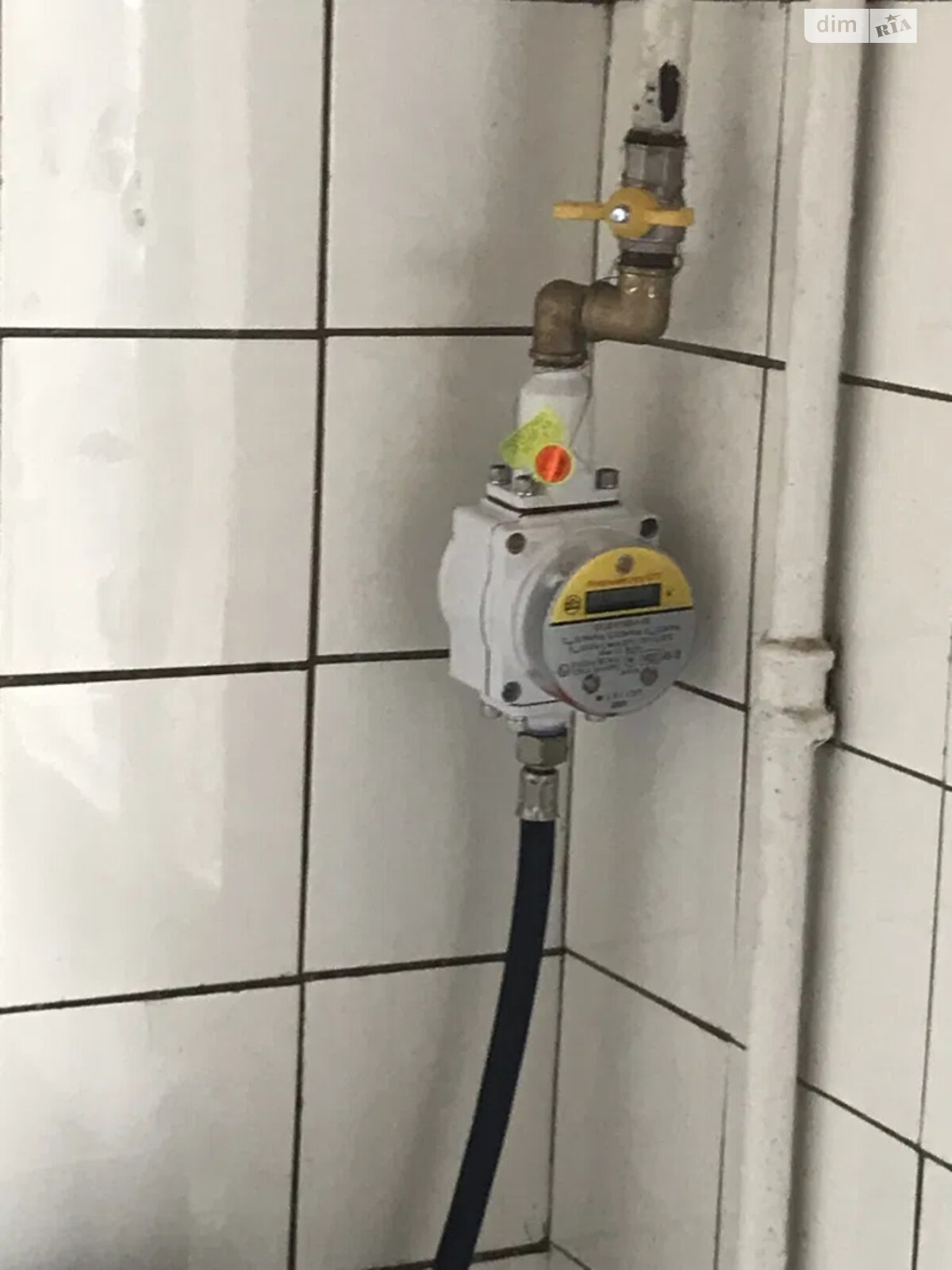 Продаж трикімнатної квартири в Києві, на просп. Павла Тичини 21, район Березняки фото 1