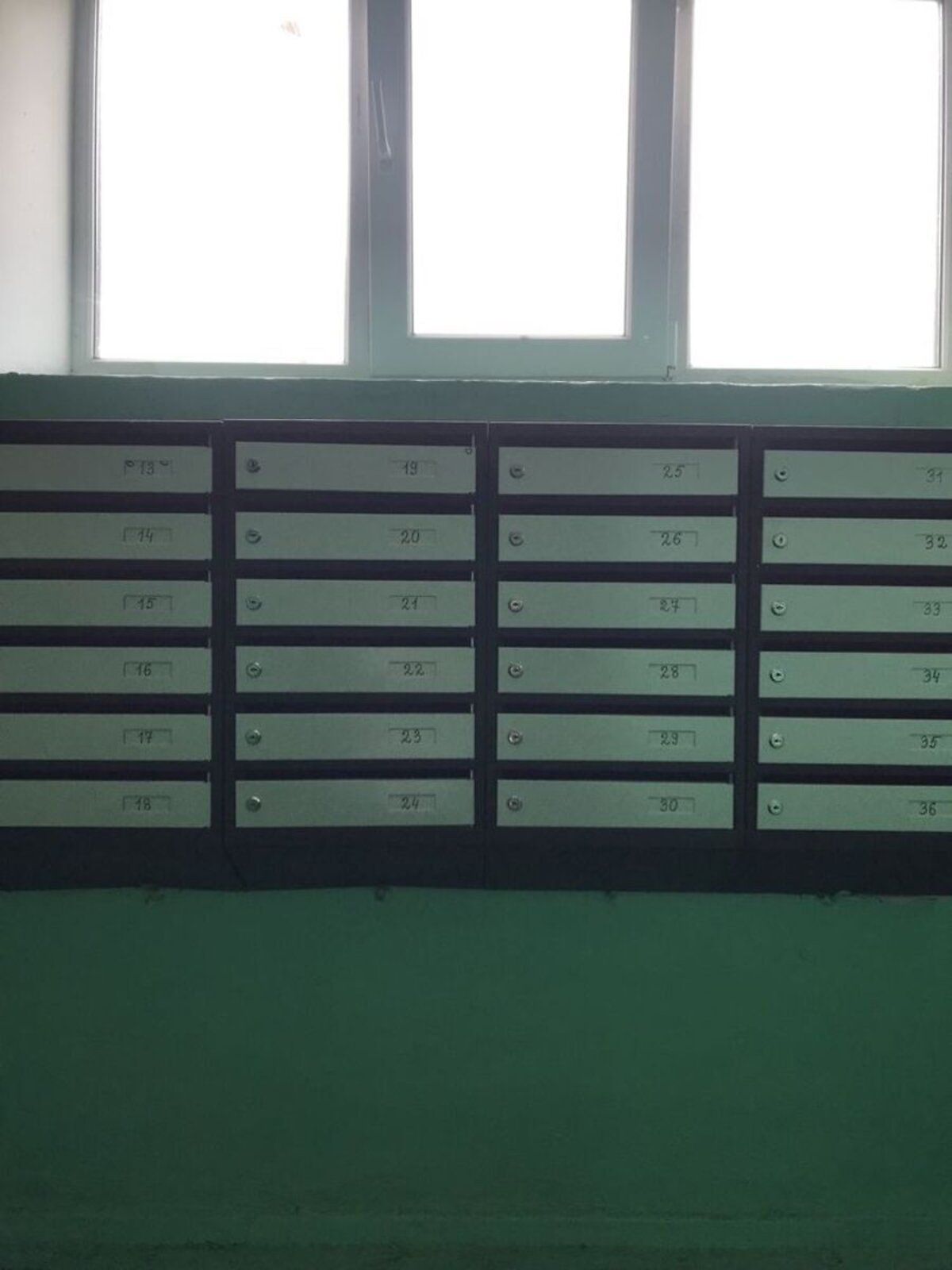 Продаж трикімнатної квартири в Києві, на просп. Павла Тичини 21, район Березняки фото 1