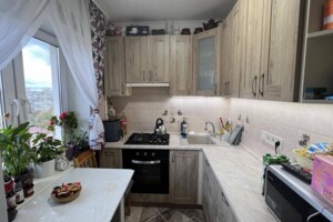 Продажа четырехкомнатной квартиры в Киеве, на просп. Павла Тычины 19, район Березняки фото 2