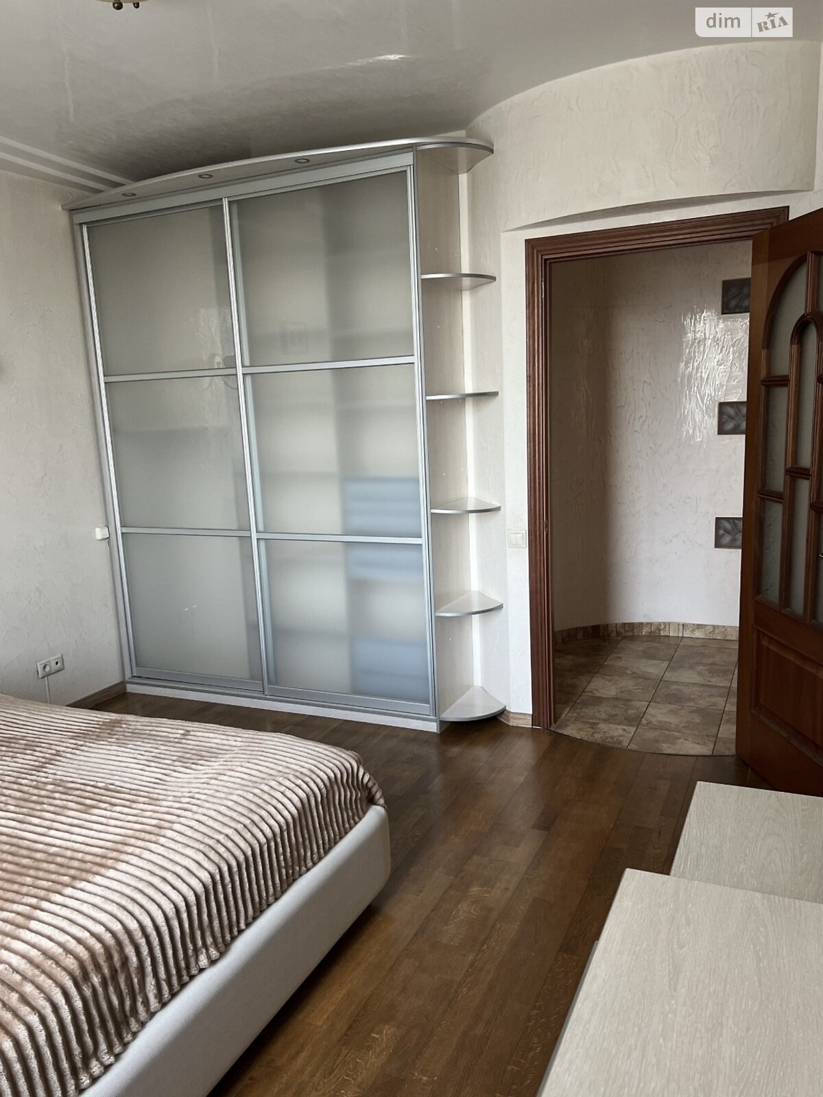 Продажа двухкомнатной квартиры в Киеве, на просп. Павла Тычины 2, район Березняки фото 1