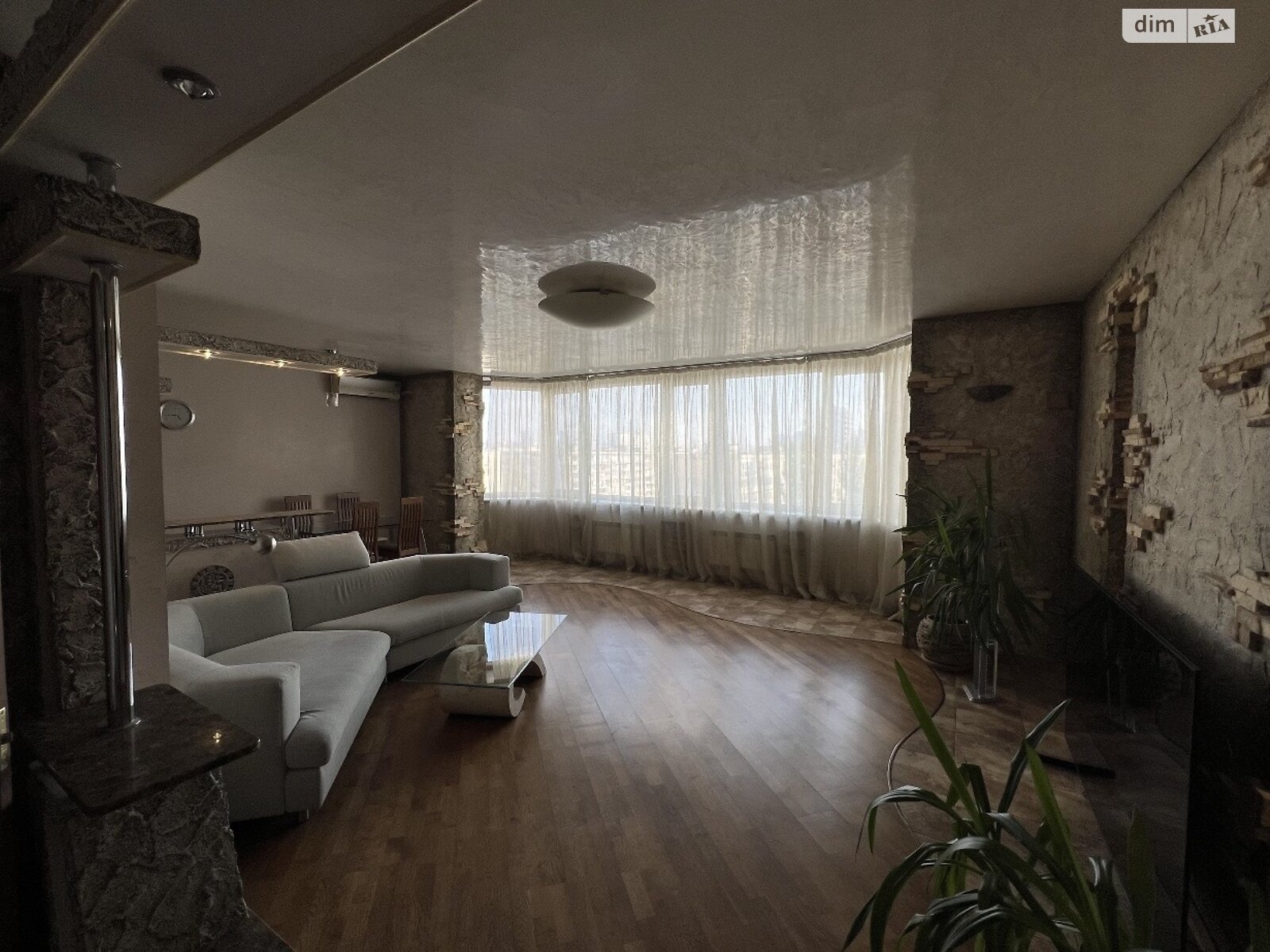 Продажа двухкомнатной квартиры в Киеве, на просп. Павла Тычины 2, район Березняки фото 1