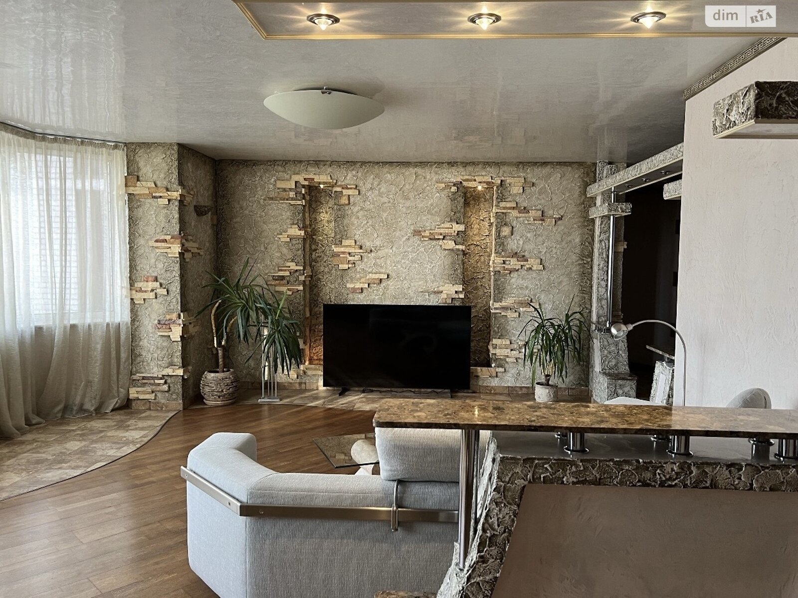 Продажа двухкомнатной квартиры в Киеве, на просп. Павла Тычины 2, район Березняки фото 1