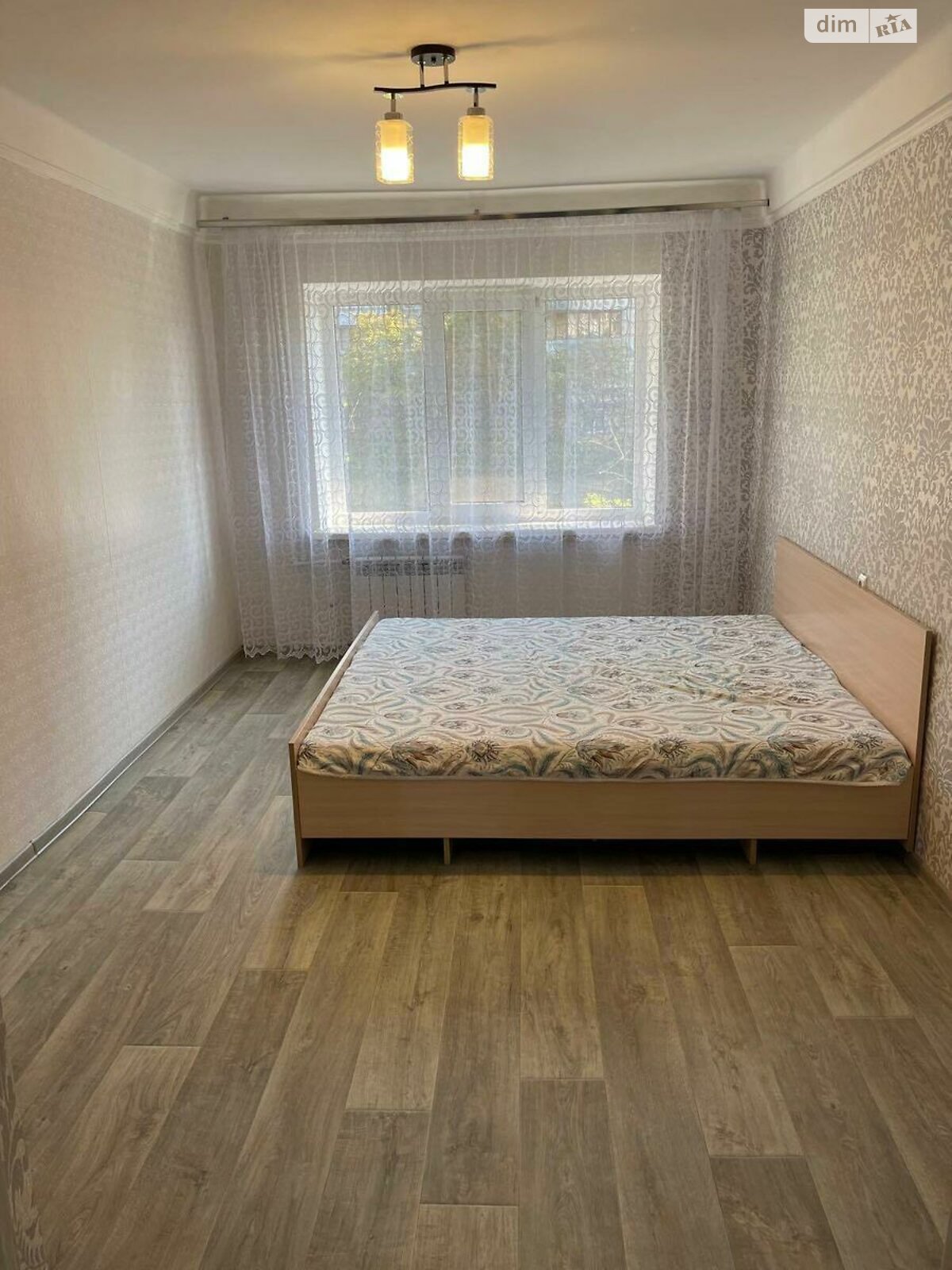 Продаж трикімнатної квартири в Києві, на просп. Павла Тичини 3, район Березняки фото 1