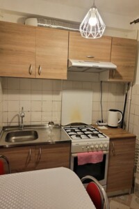 Продаж трикімнатної квартири в Києві, на просп. Павла Тичини 3, район Березняки фото 2