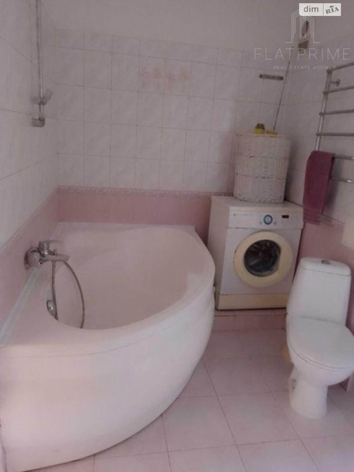 Продажа трехкомнатной квартиры в Киеве, на просп. Павла Тычины 10, район Березняки фото 1